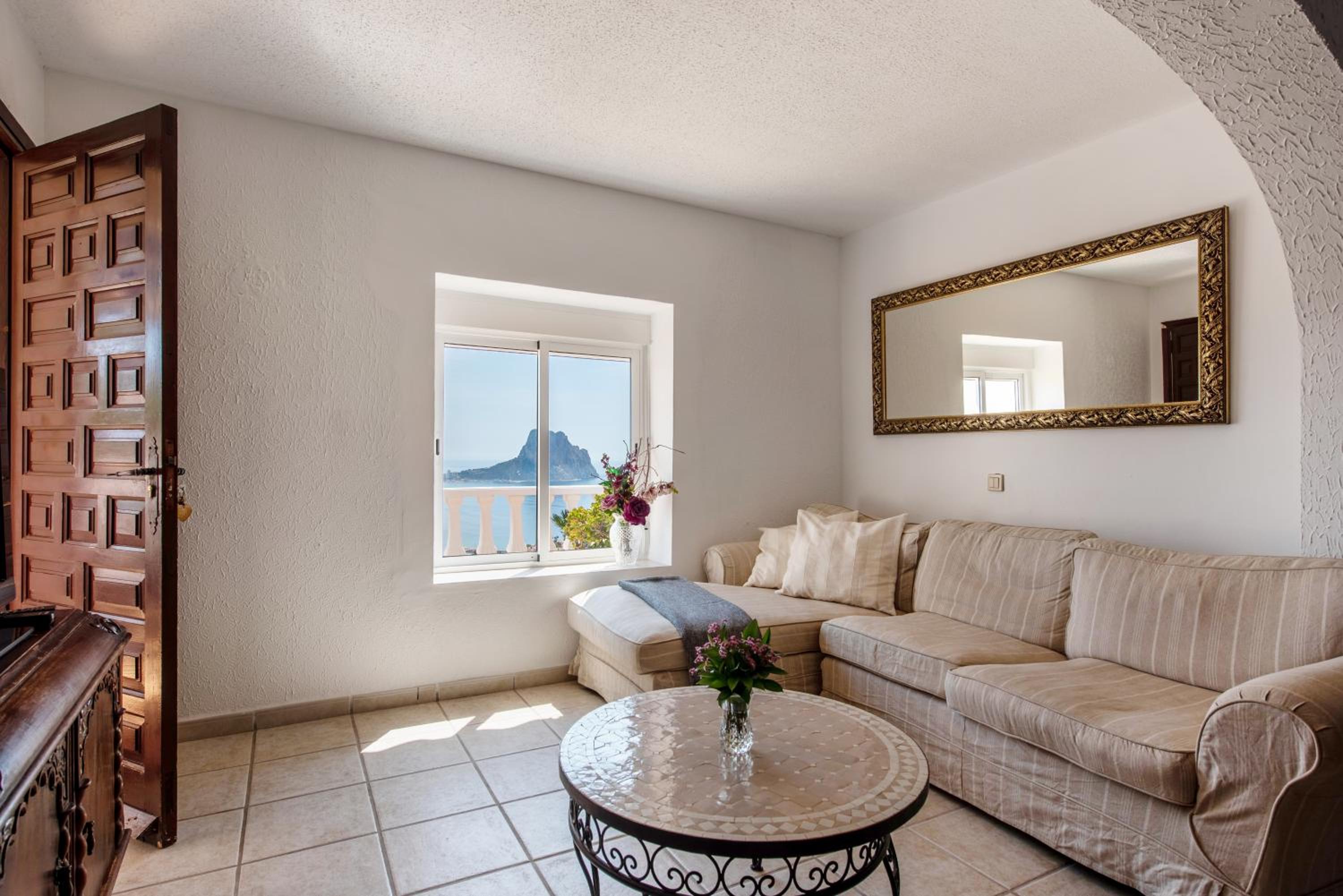 Deluxe Family Room photo 2