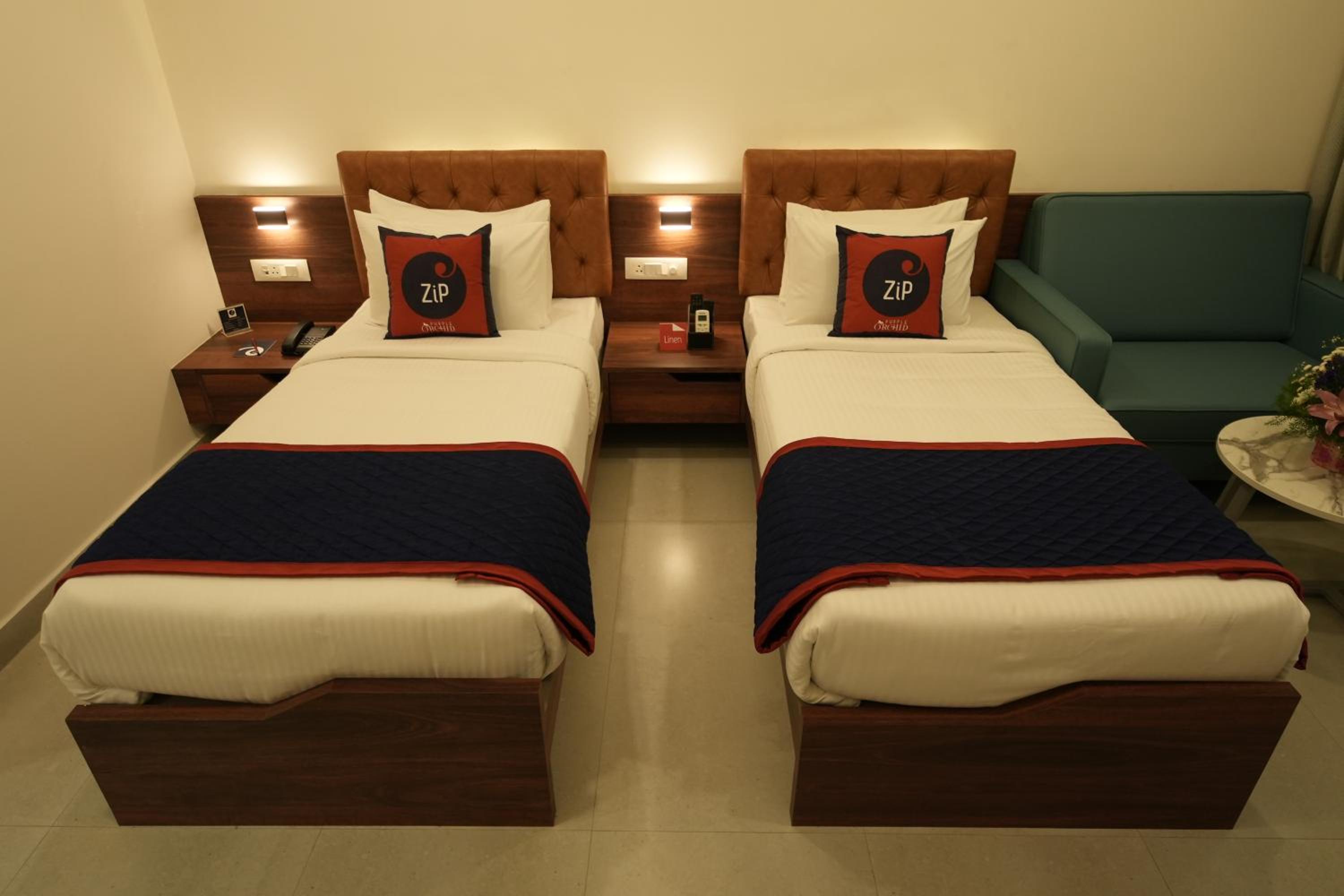 Superior Twin Room - Photo 3
