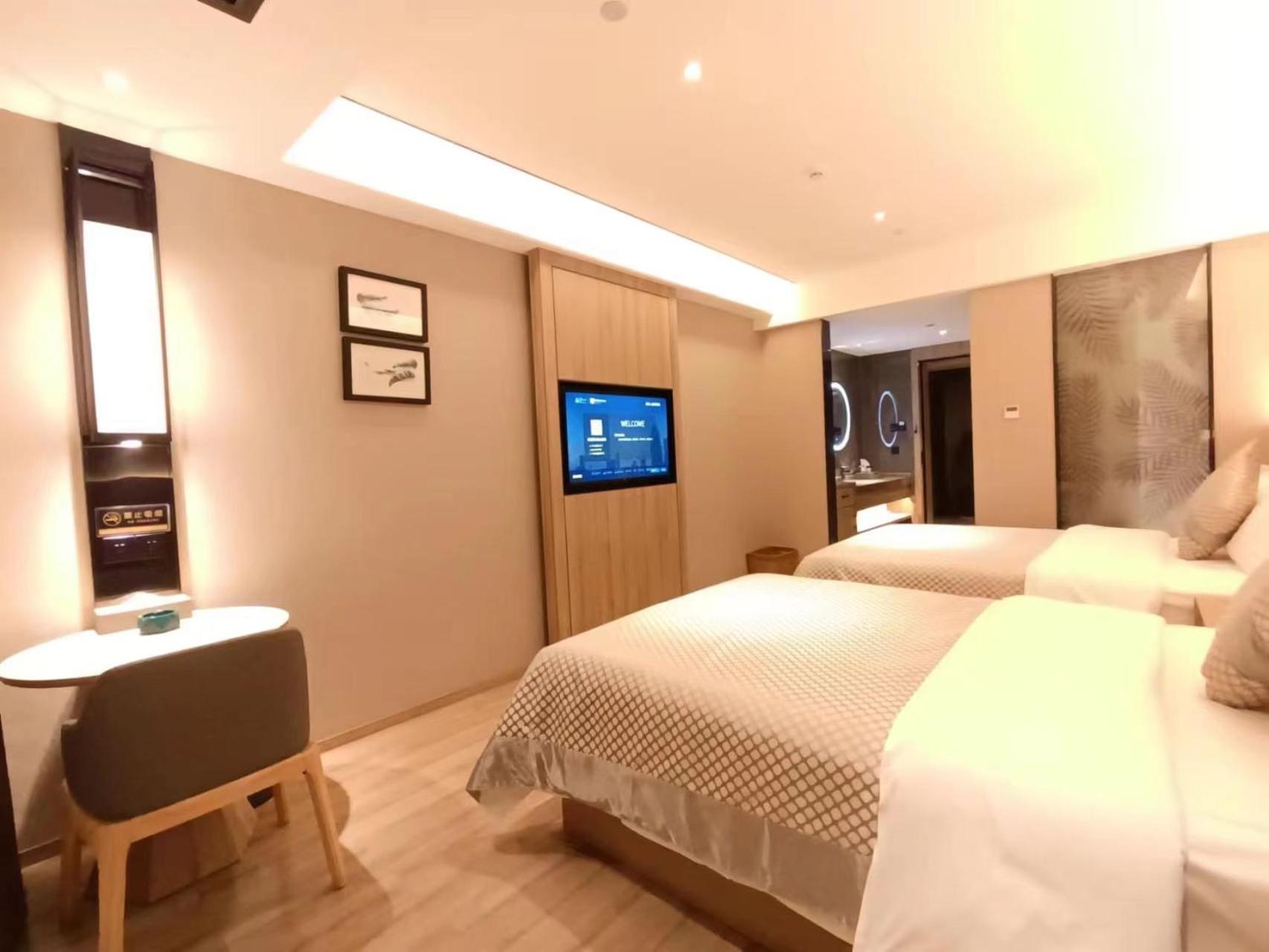 Deluxe Twin Room photo 2