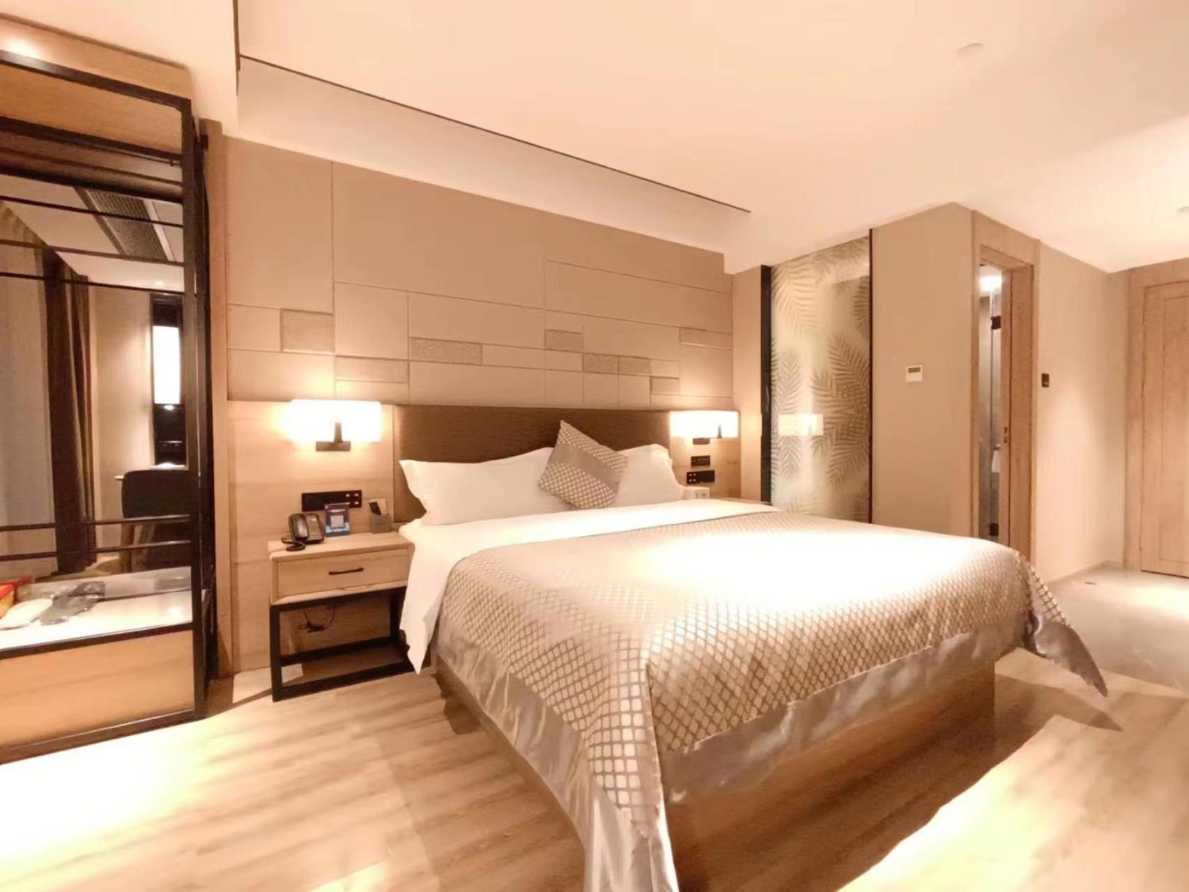 Deluxe Double Room  photo 3