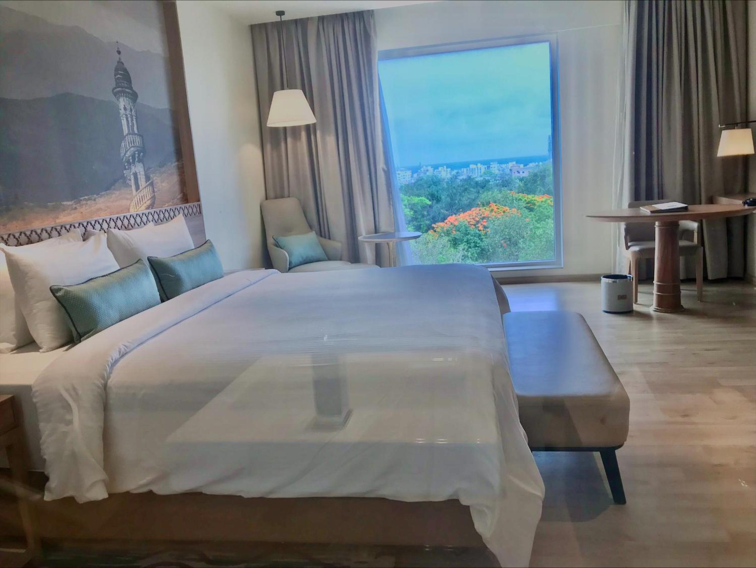 Deluxe Room with One Double Bed photo 1