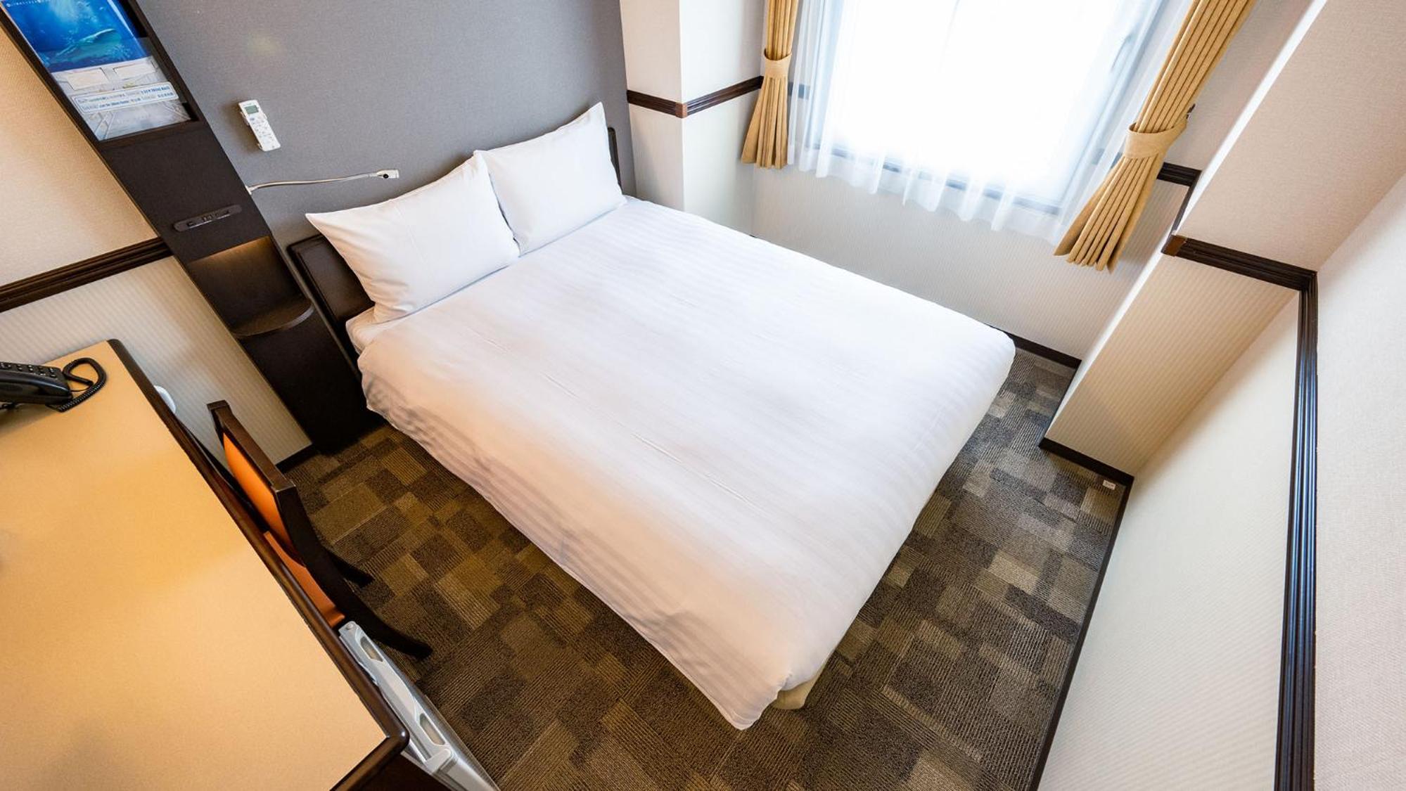 Double Room - Smoking - Photo 16
