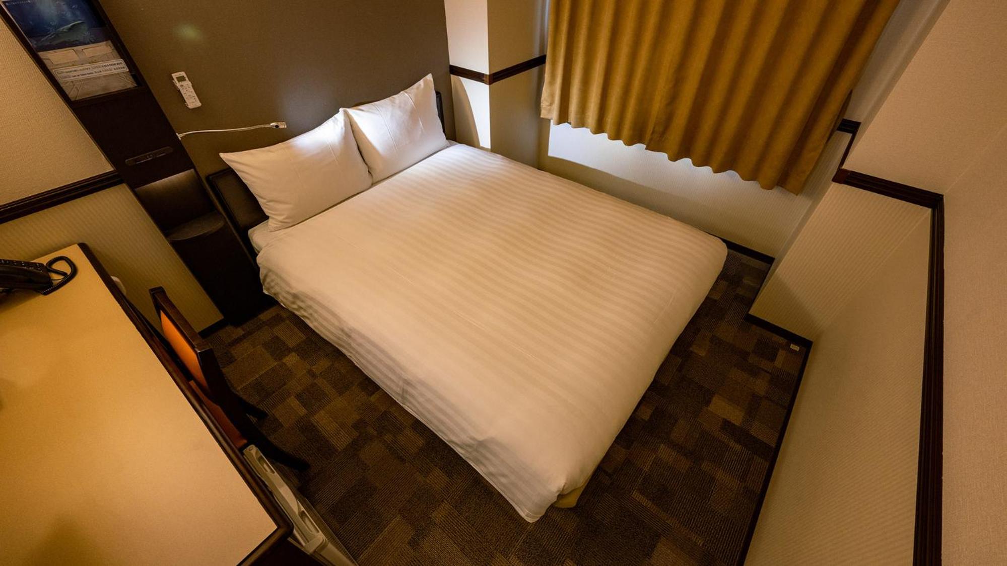 Double Room - Smoking - Photo 13