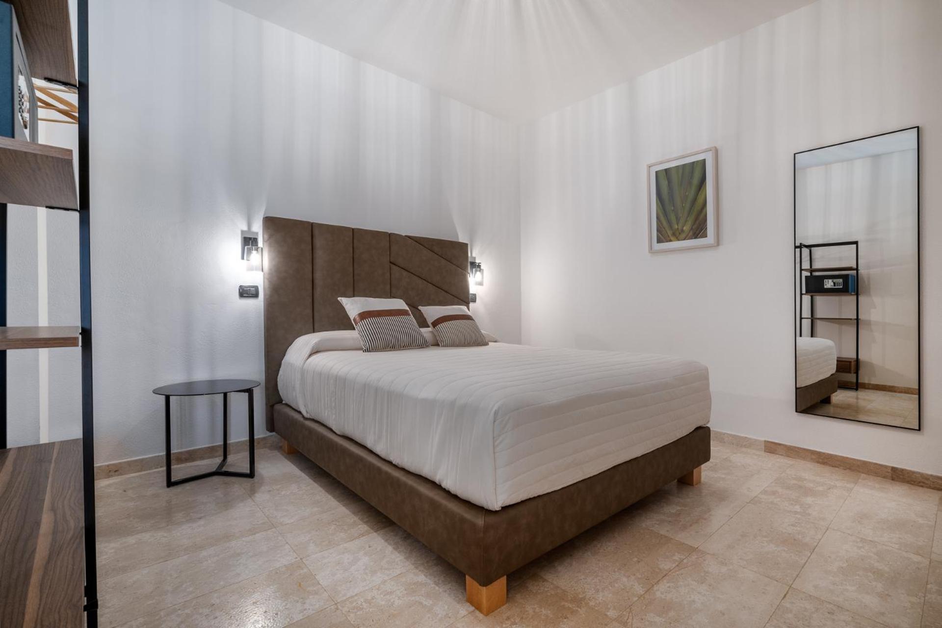 Junior Suite - Photo 1