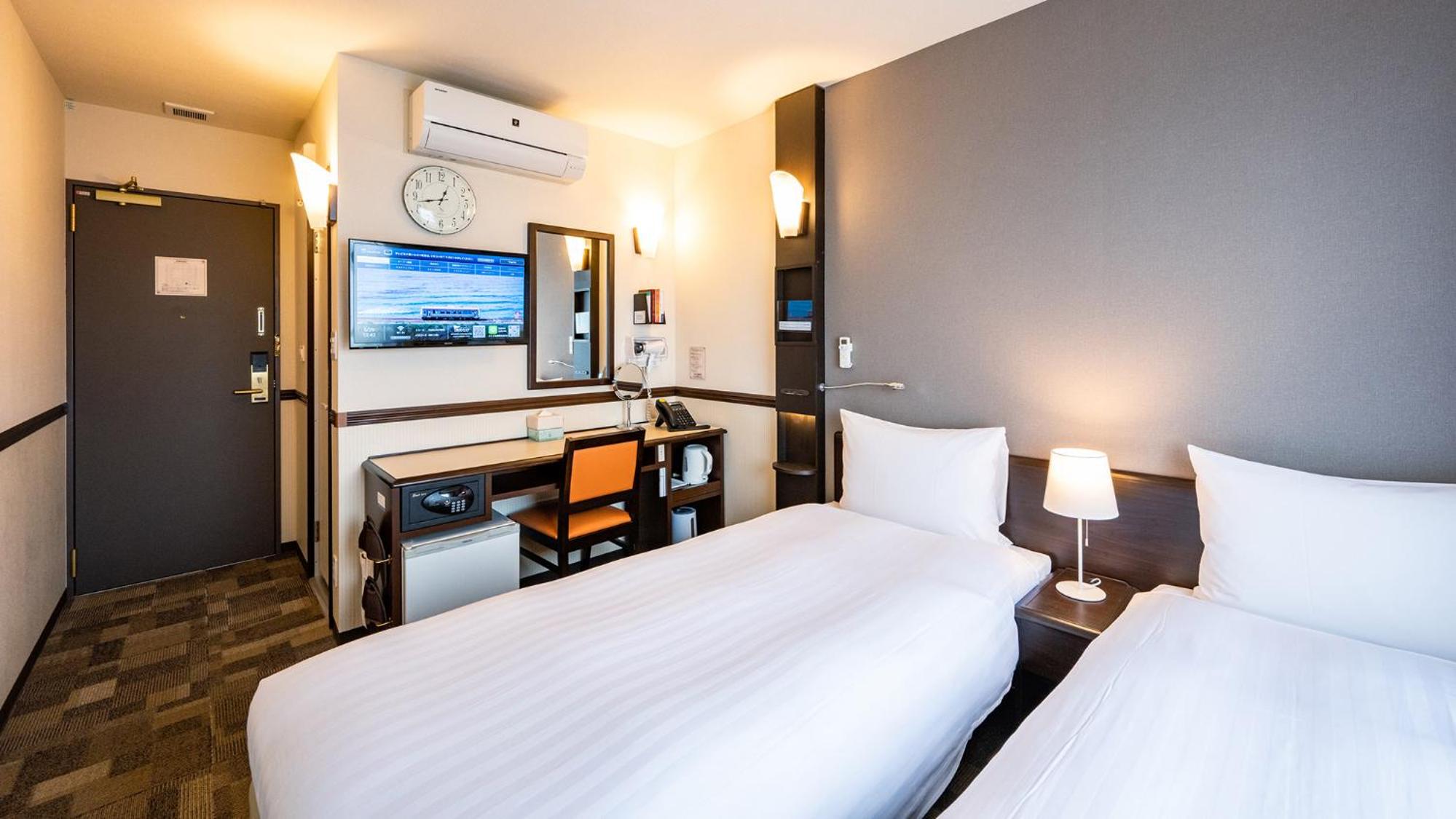 Standard Twin Room - Smoking - Photo 15