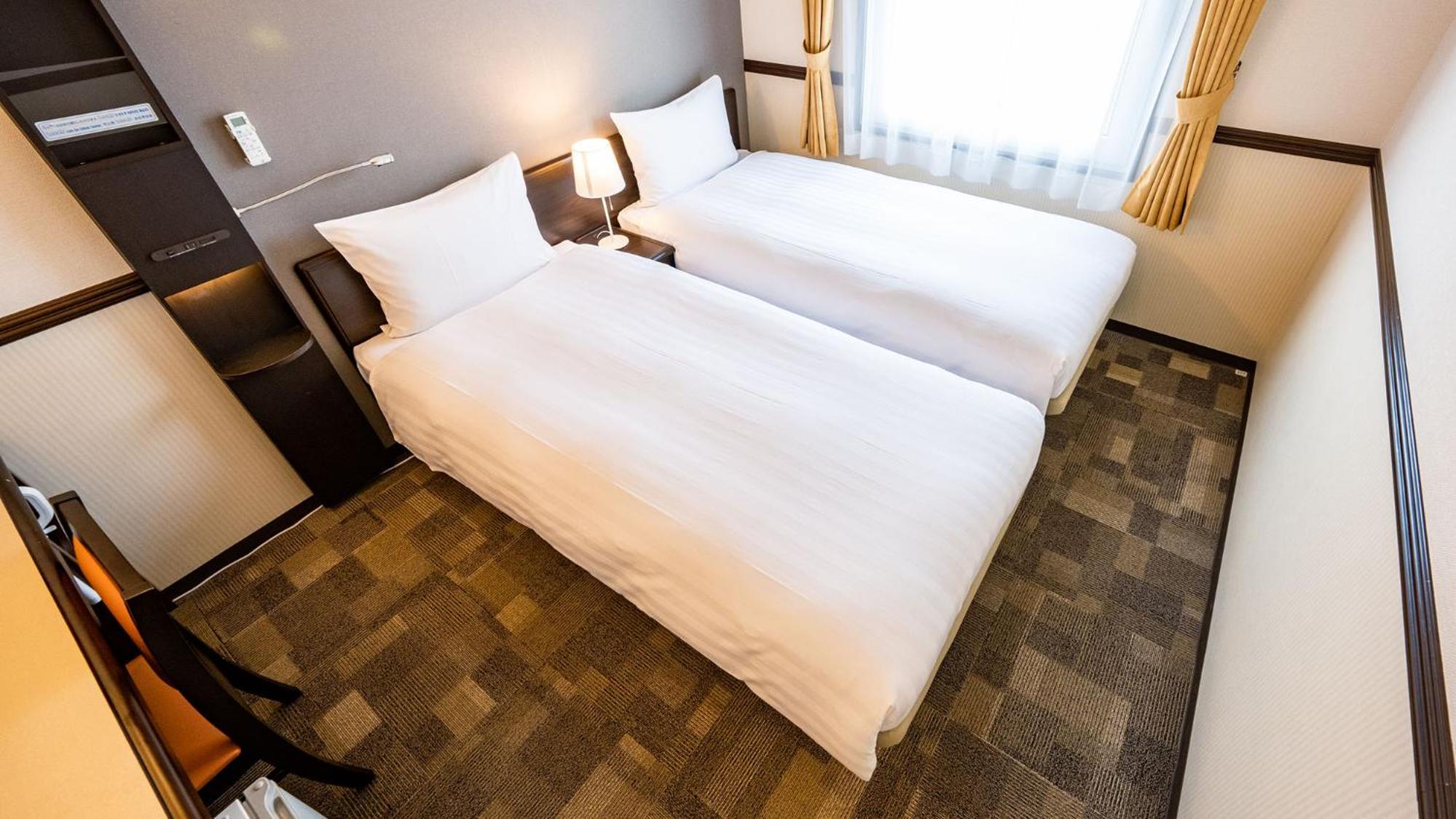 Standard Twin Room - Smoking - Photo 16