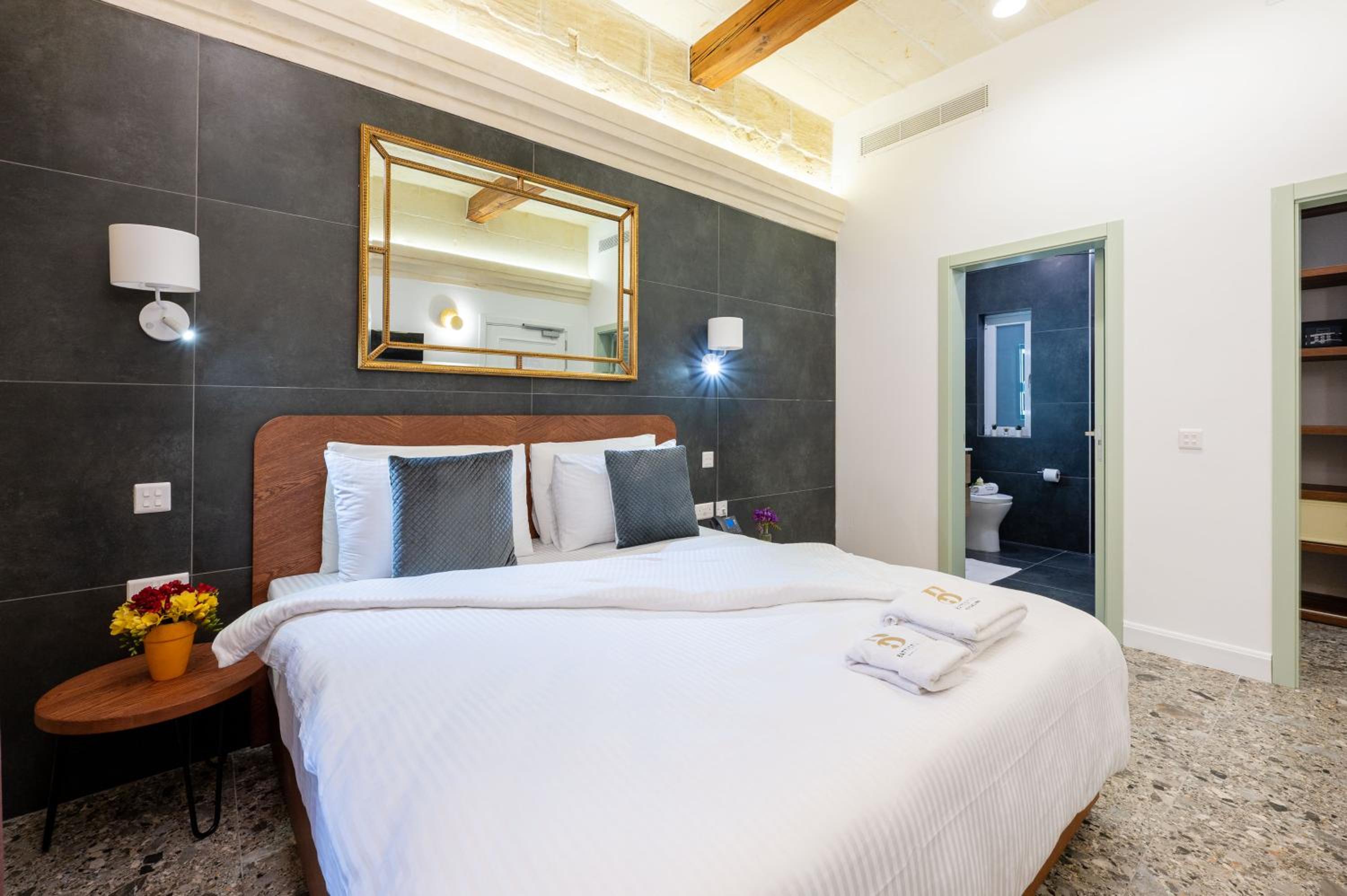 Business Double Room with Gym Access - Photo 12