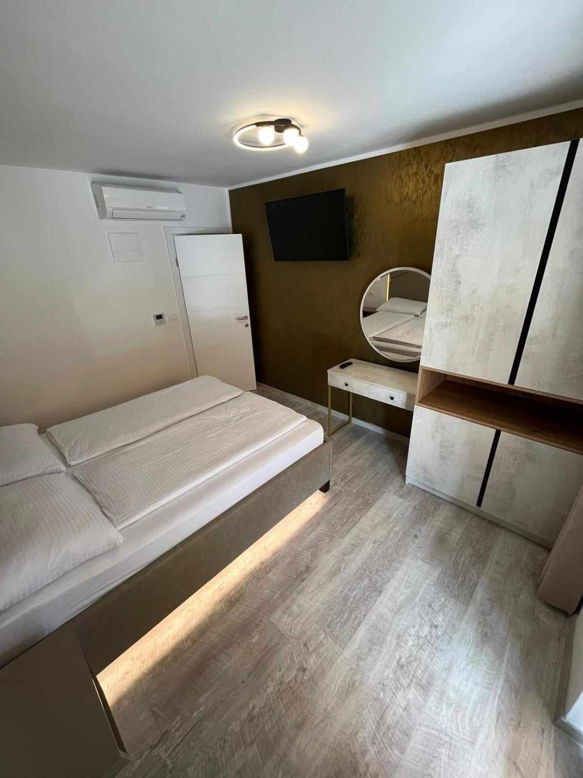 Double Room with Terrace photo 2