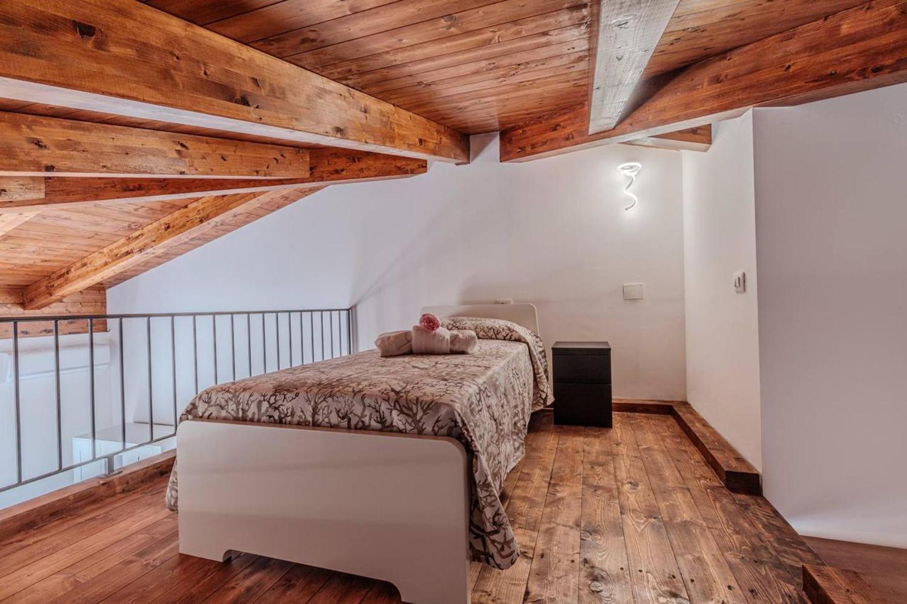 Classic Quadruple Room photo 2