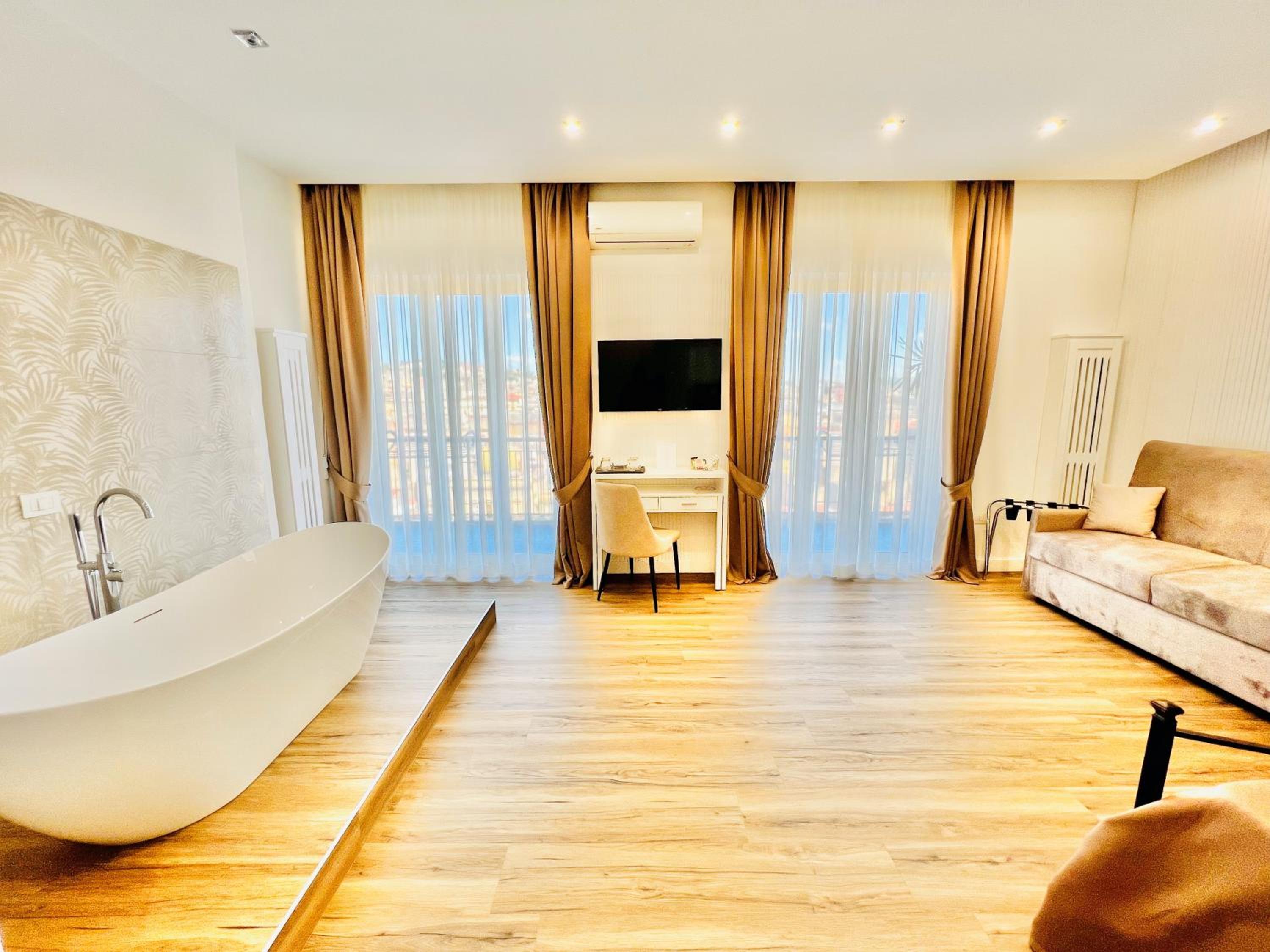 Quadruple Room with Bath