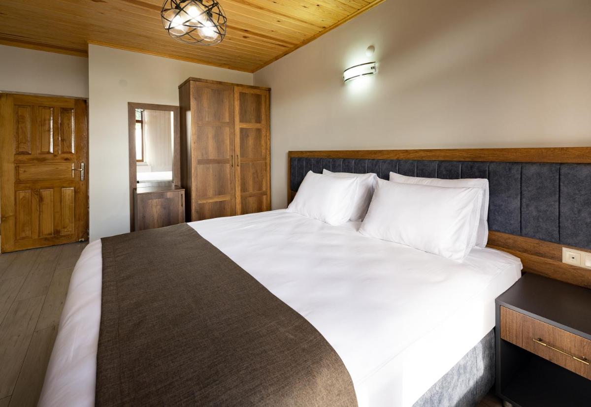 Twin Room with Garden View photo 3