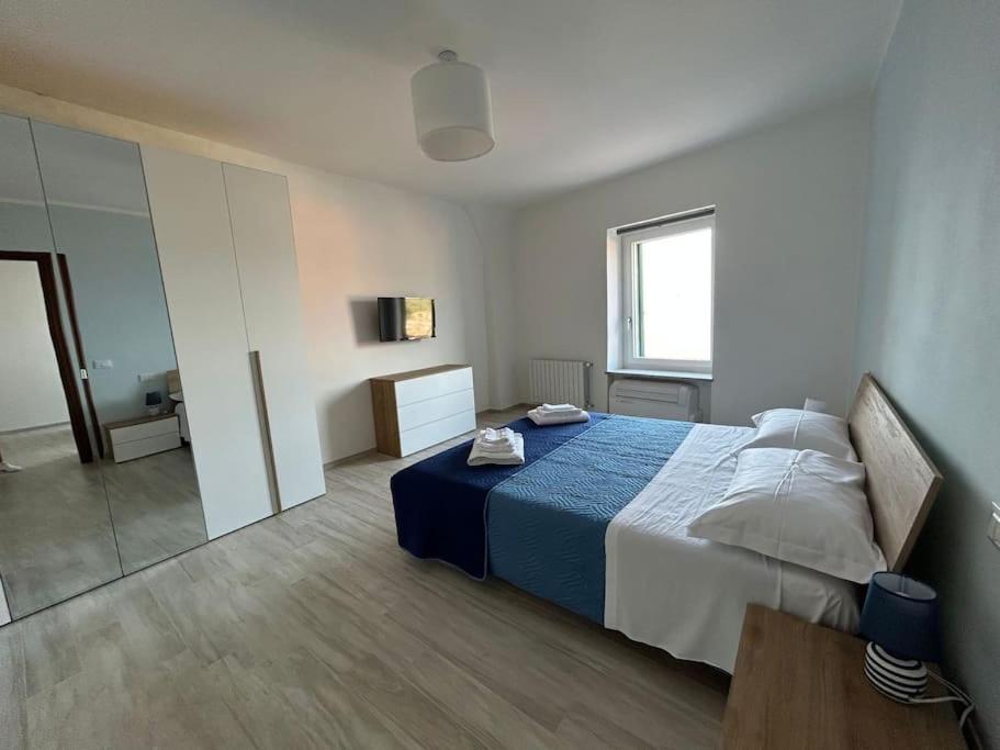 Apartment with Sea View photo 2