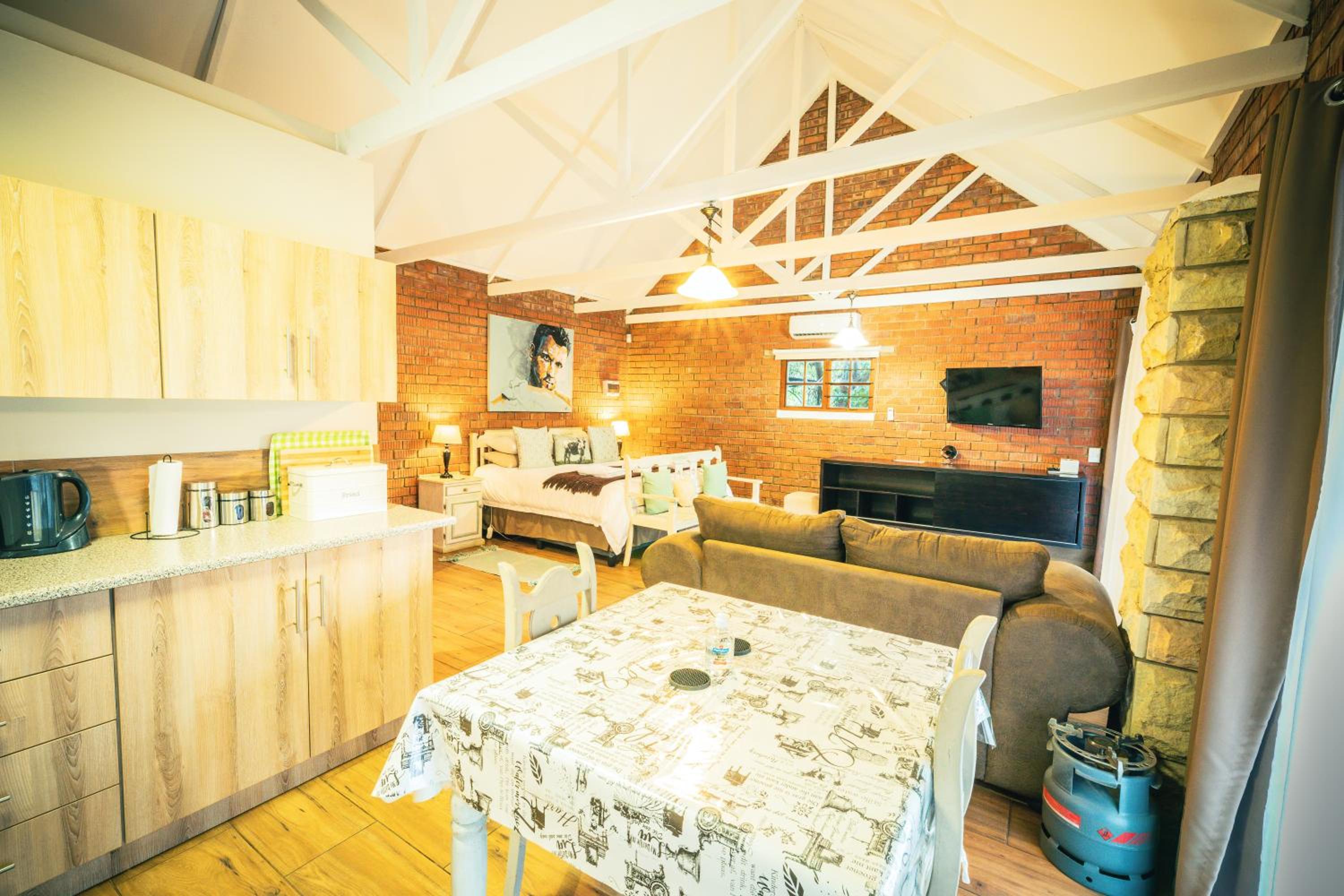 Double Room with Terrace - Photo 6