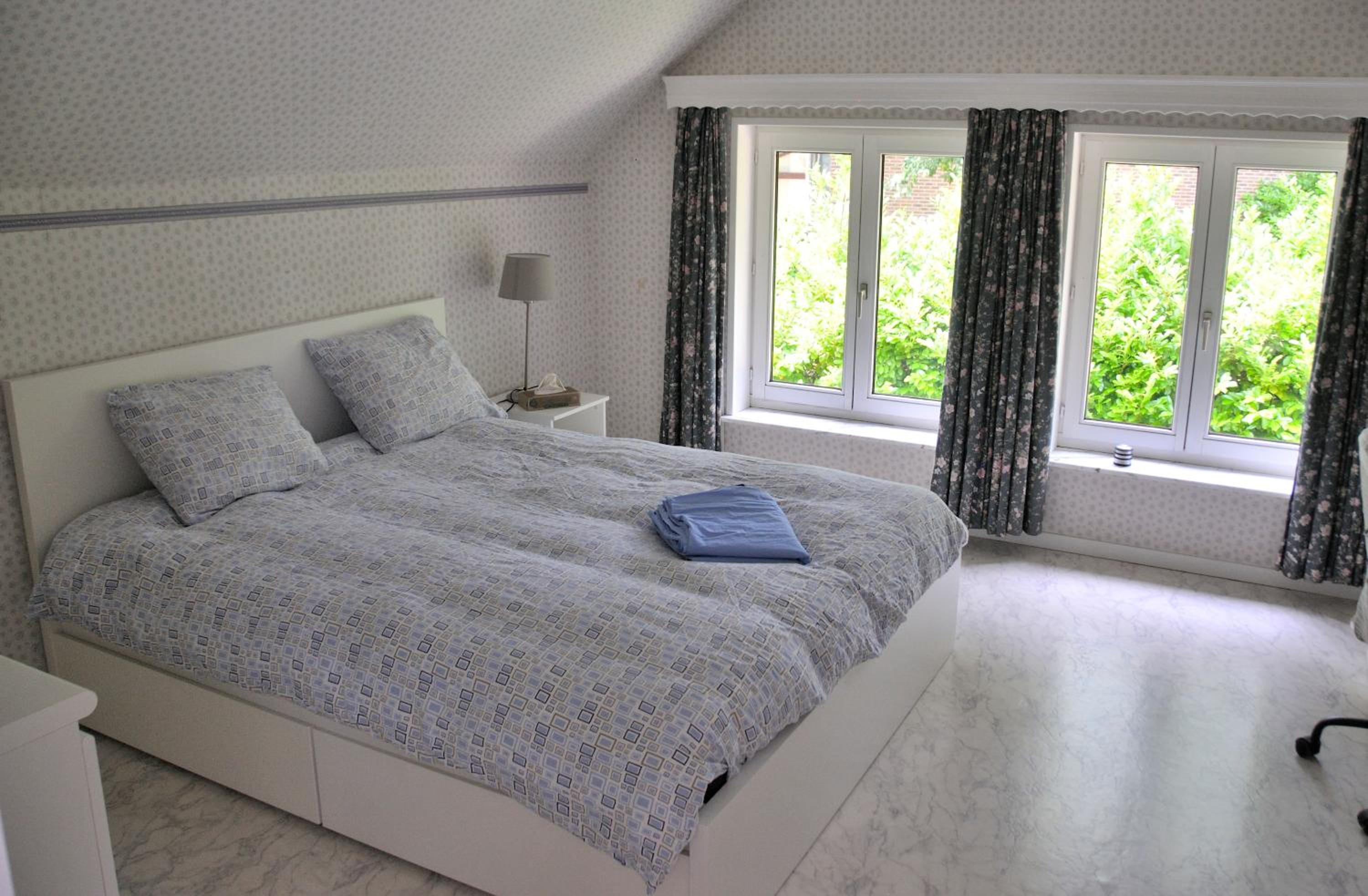 Double Room with Shared Bathroom photo 1