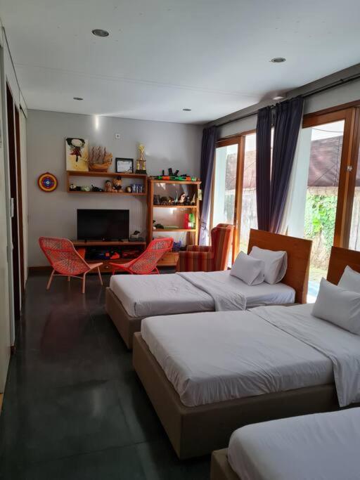 Villa photo 1