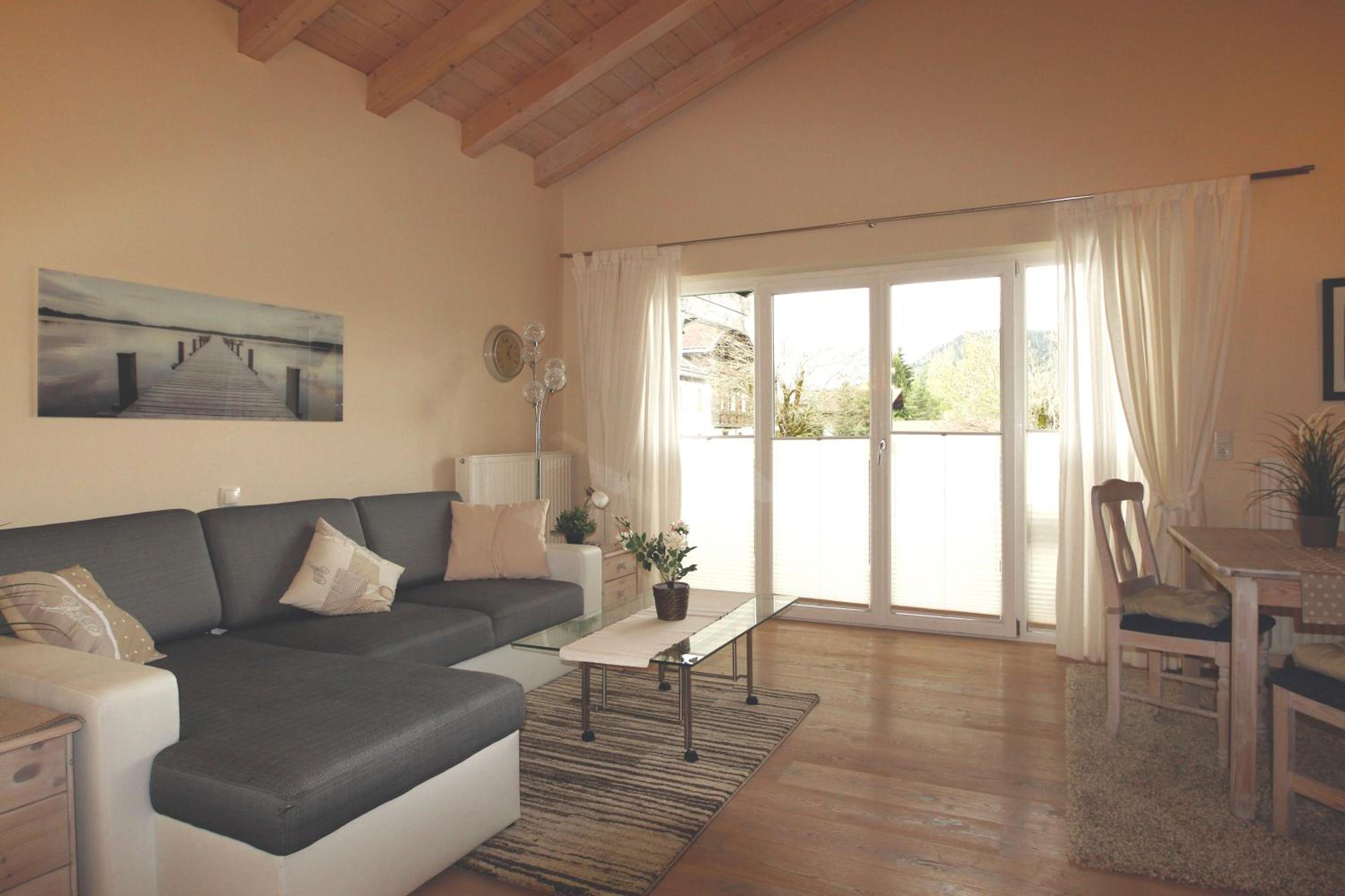 Apartment (3 Adults)