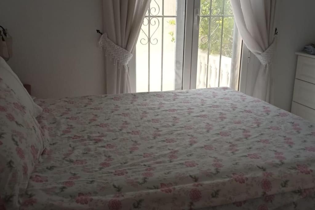 Villa de Tres Habitaciones