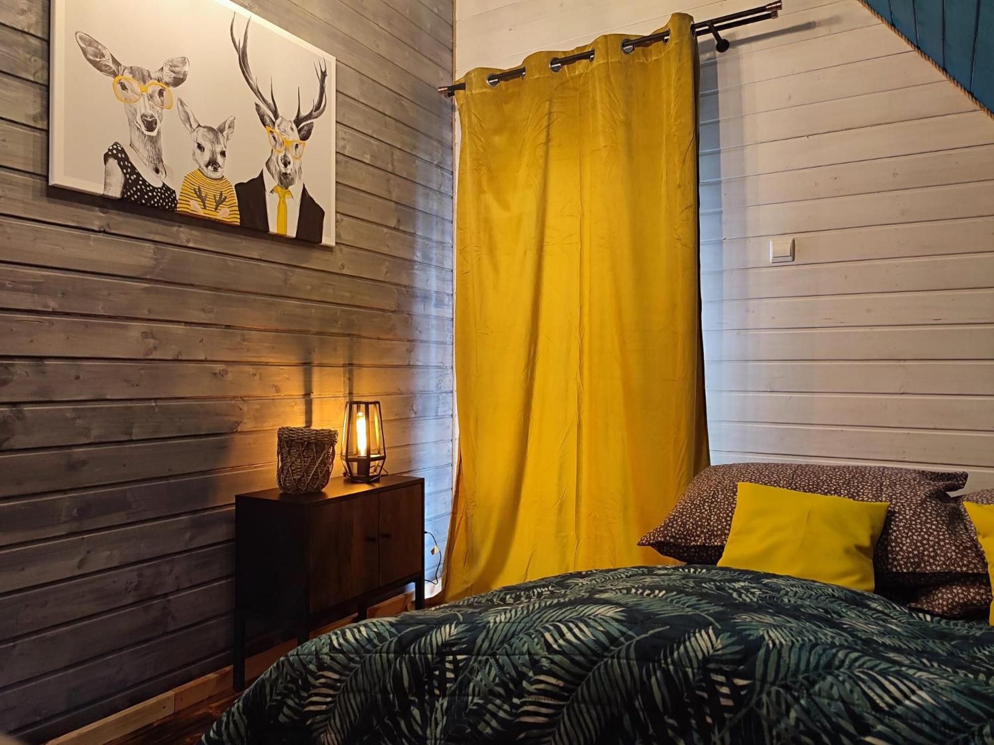 Three-Bedroom Chalet - Photo 5