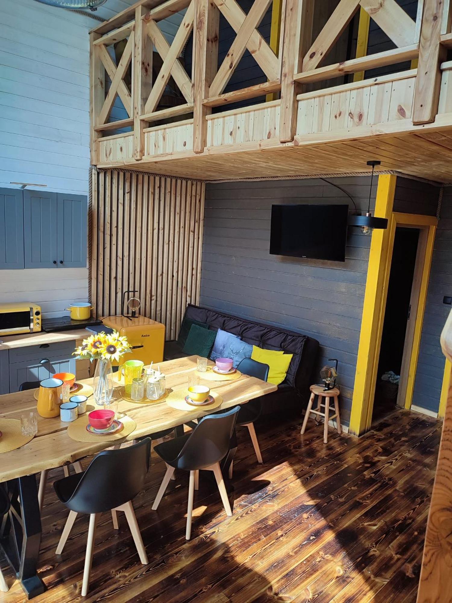Three-Bedroom Chalet - Photo 8