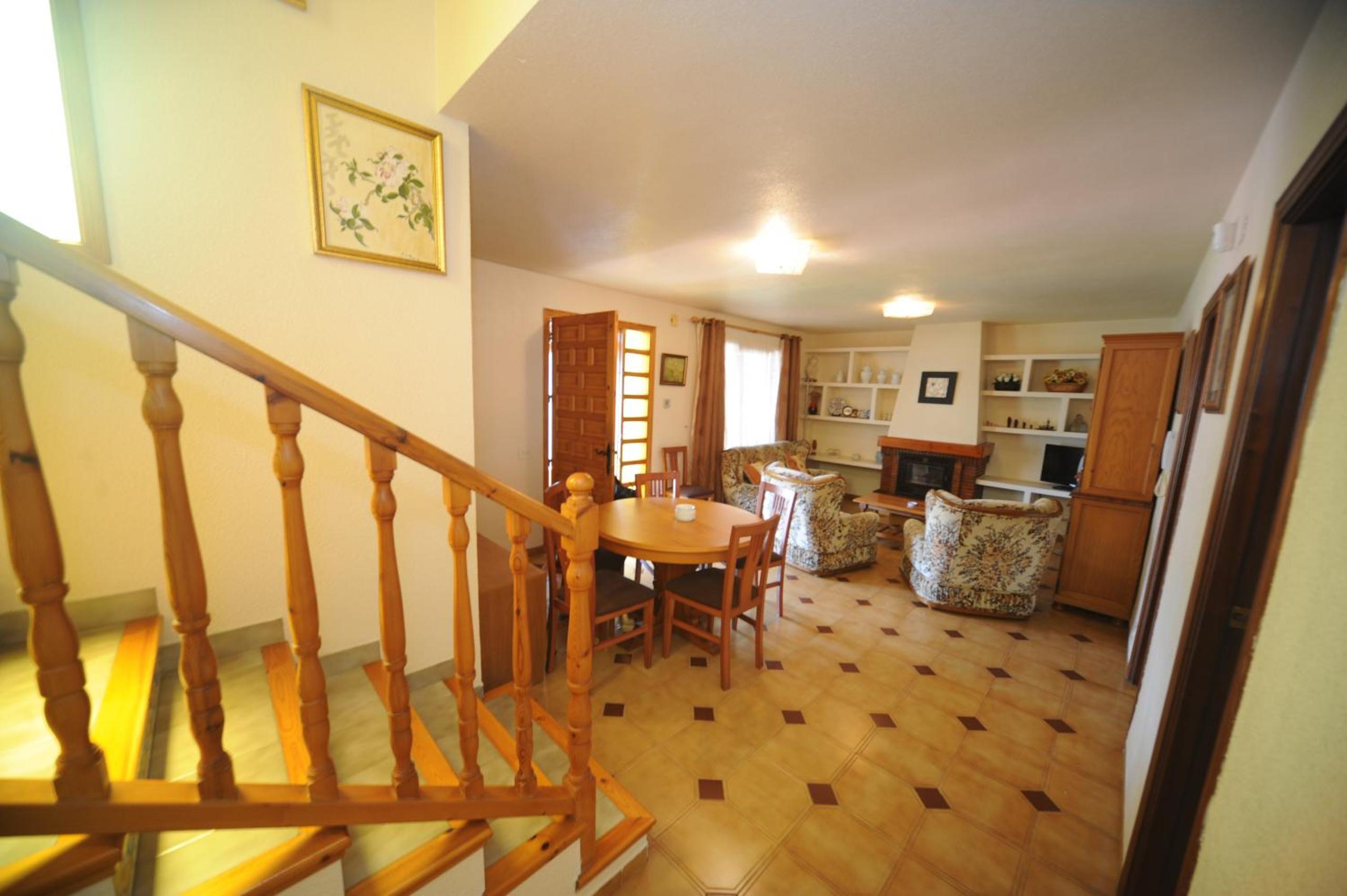 Villa photo 3