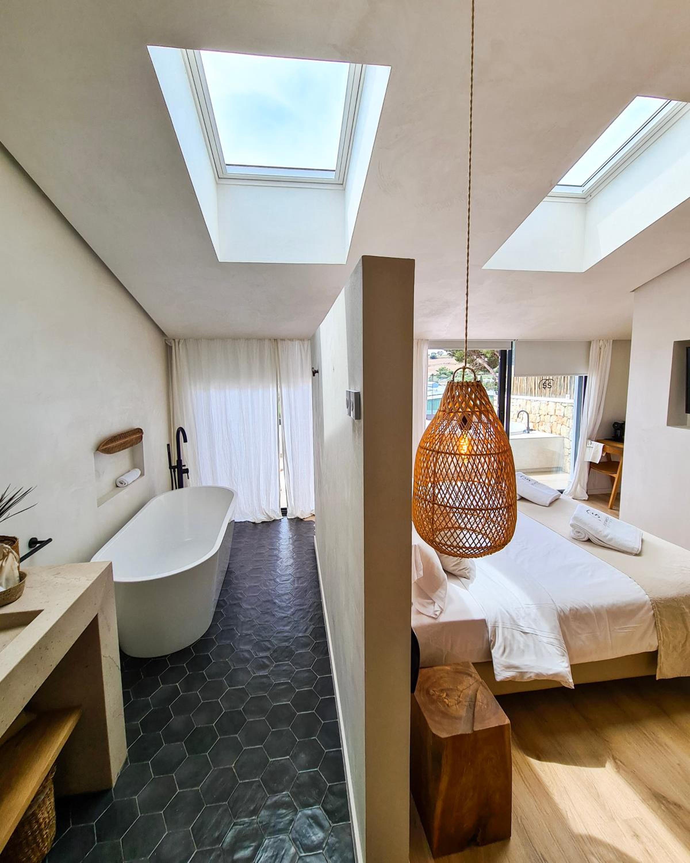 Deluxe Double Room - Photo 3