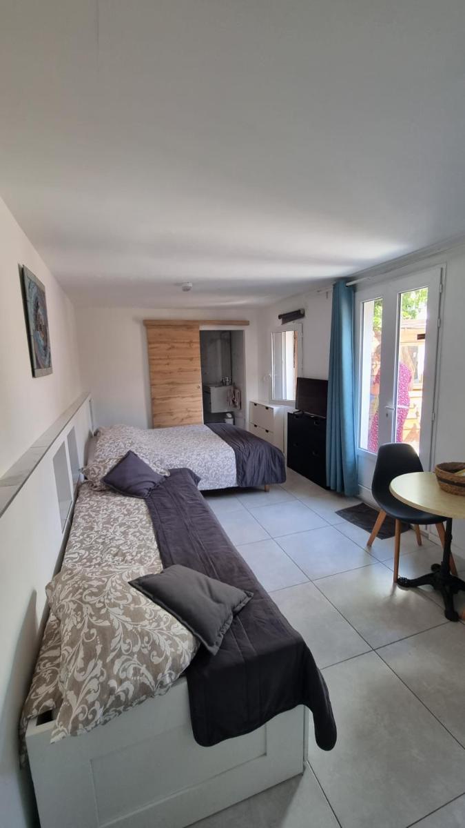 Triple Room with City View photo 2