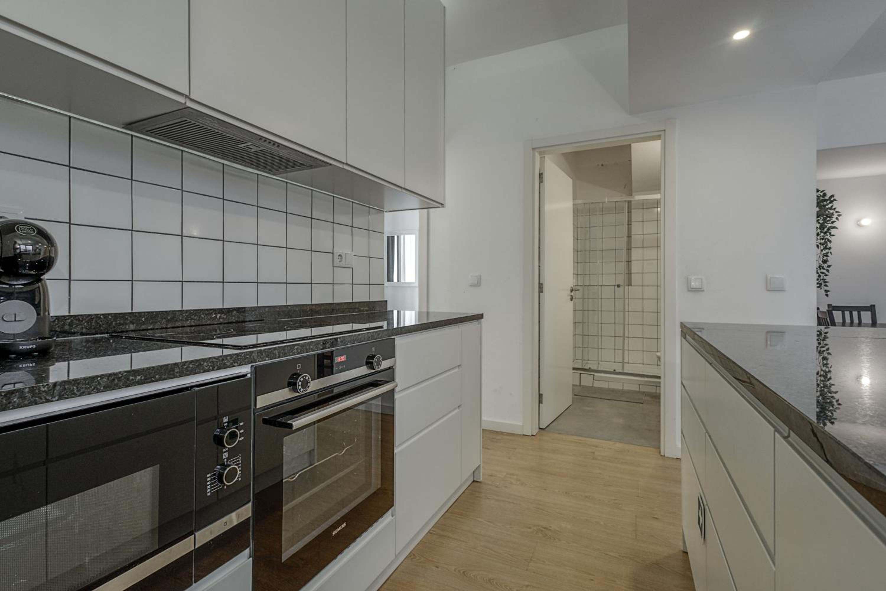 Two-Bedroom Apartment - Photo 3