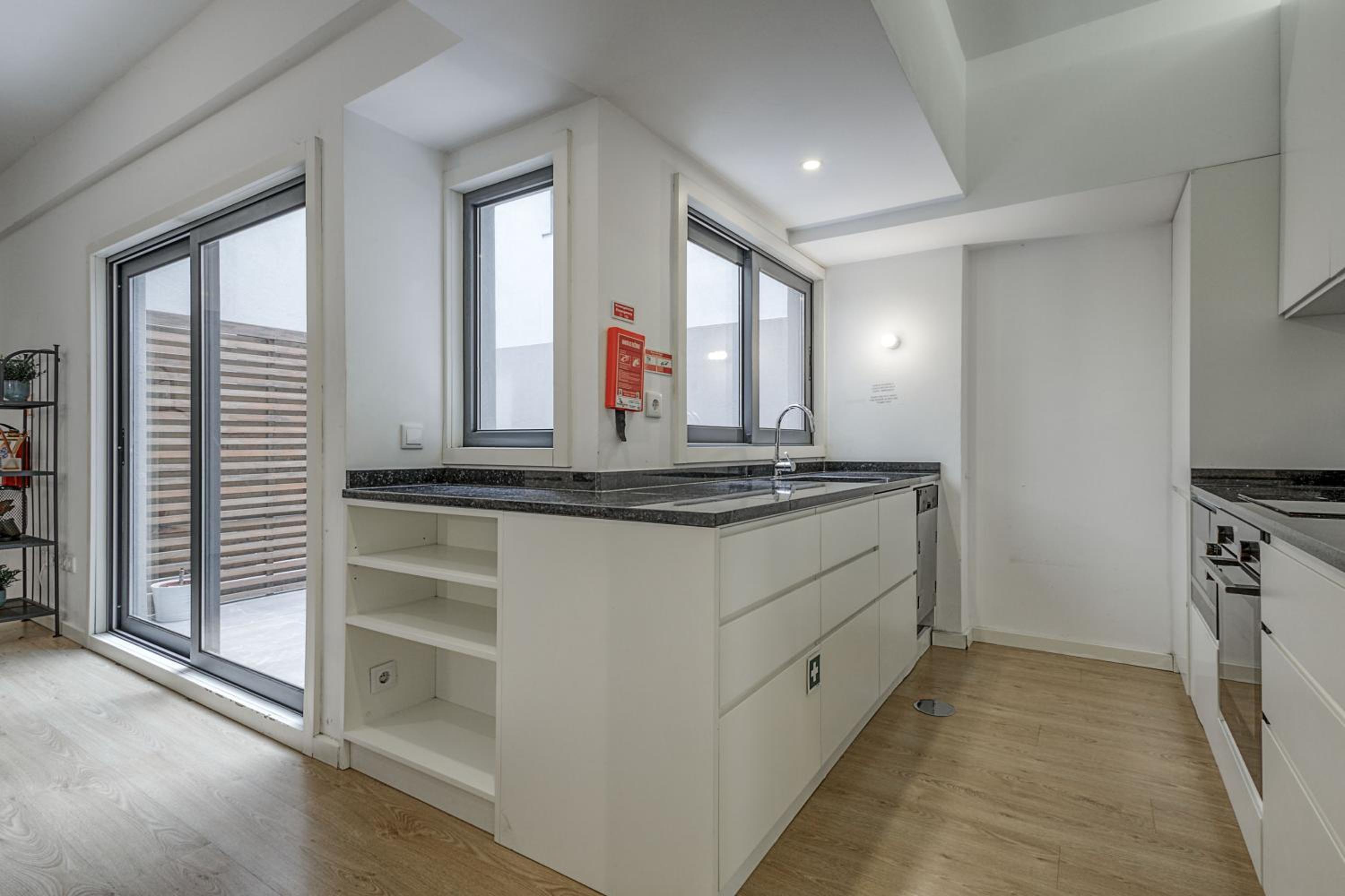Two-Bedroom Apartment - Photo 7