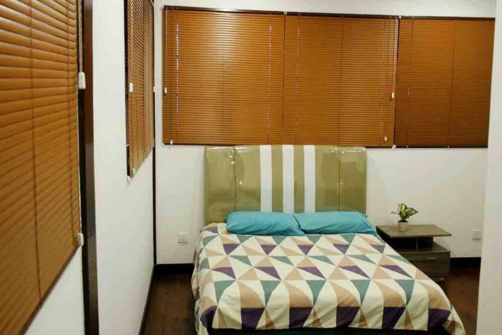 Three-Bedroom Villa - Photo 11