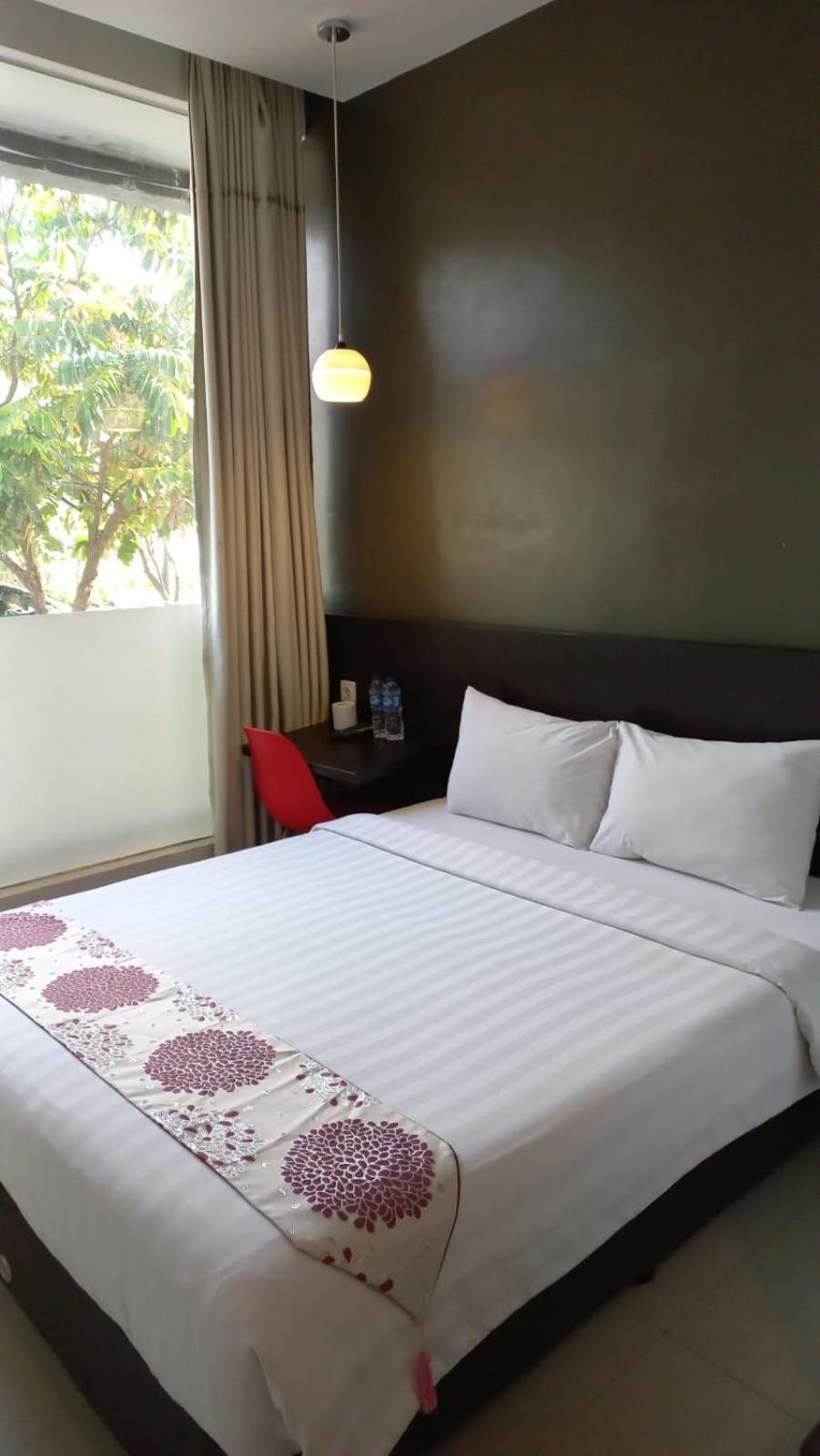 Queen Room - Photo 4