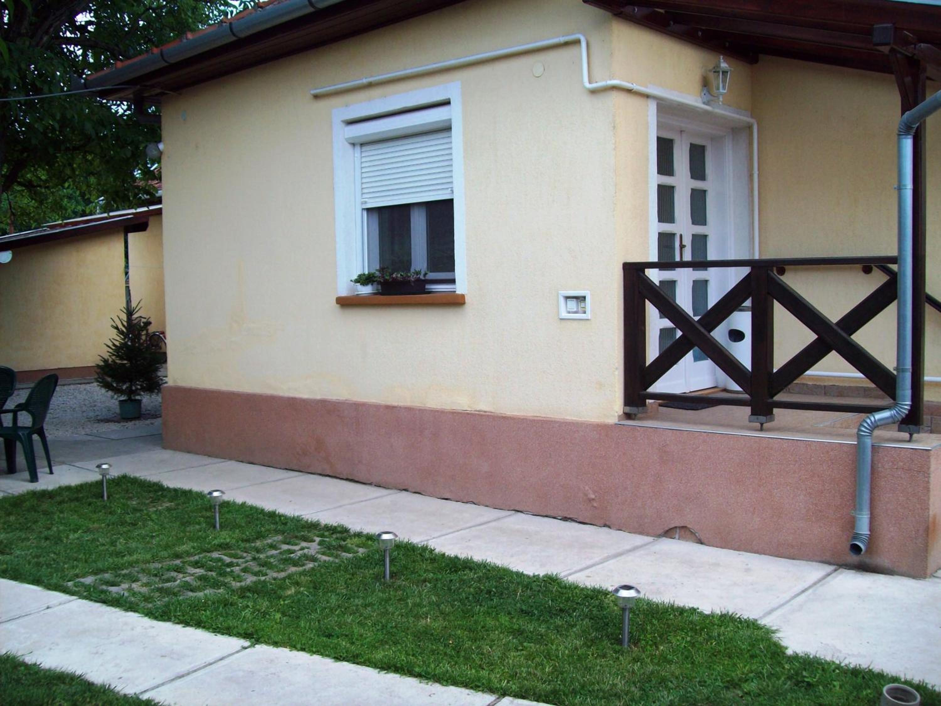 One-Bedroom Apartment - Photo 10