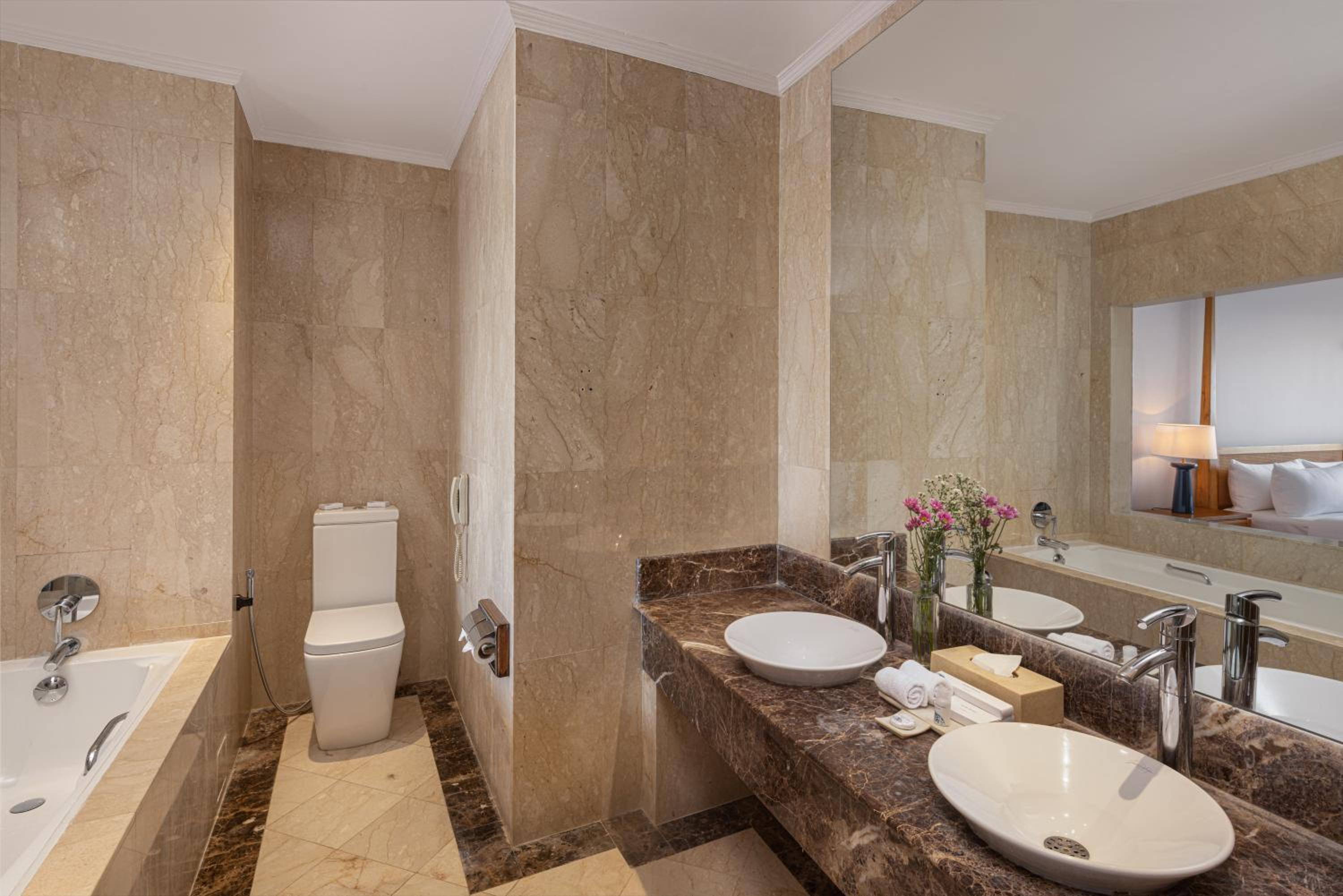 Premium Room with Free Room Upgrade on Availability + Early Check-In/Late Check-Out on Availability and 20% discount on F&B & Ayurvedic Treatments - Photo 2
