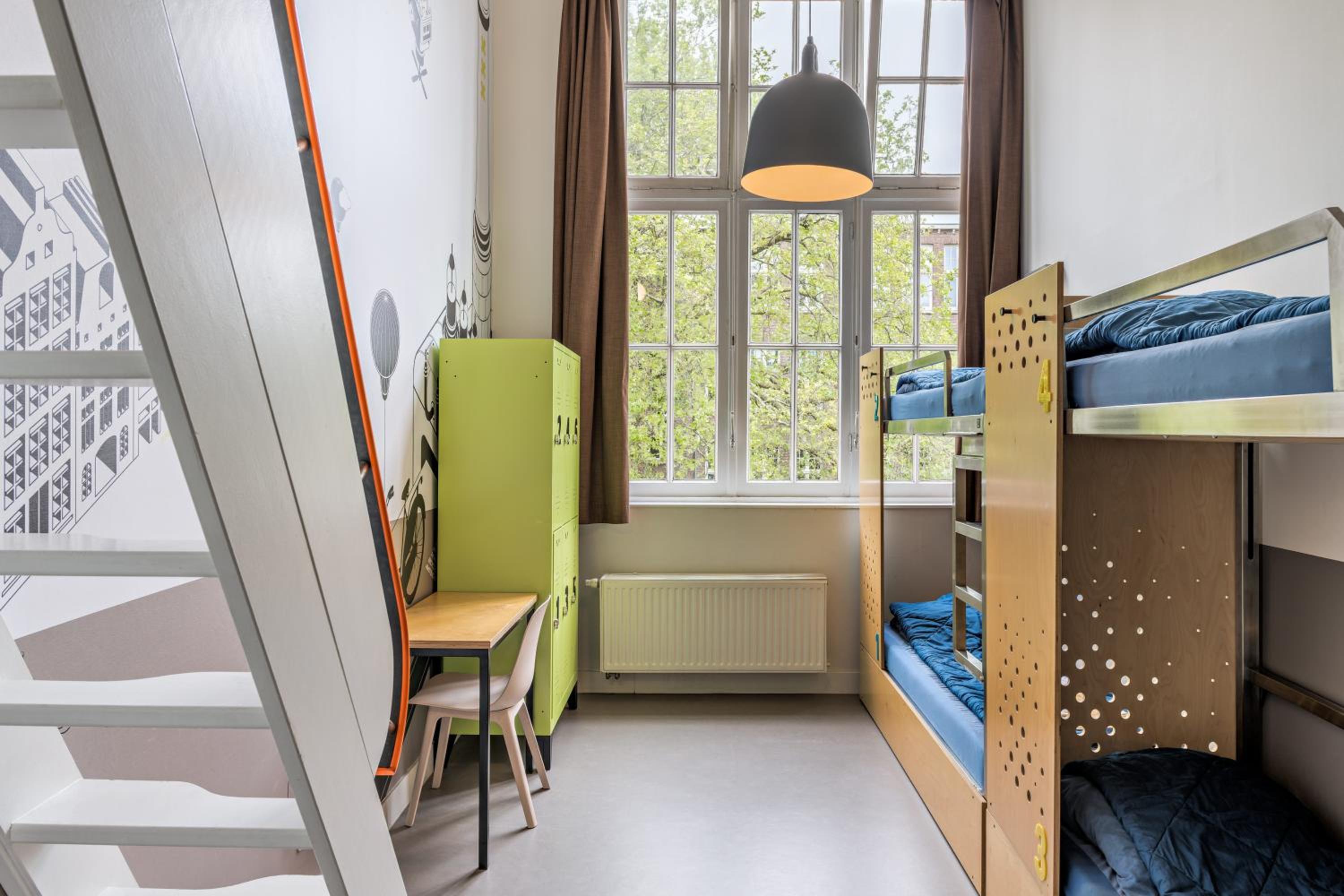 Six Person Family Room with Private Bathroom photo 3