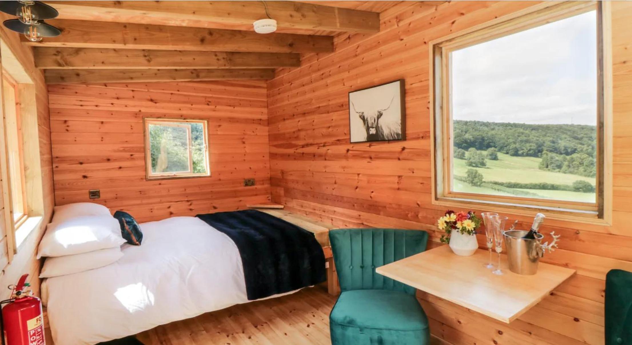 Deluxe Double Room photo 3