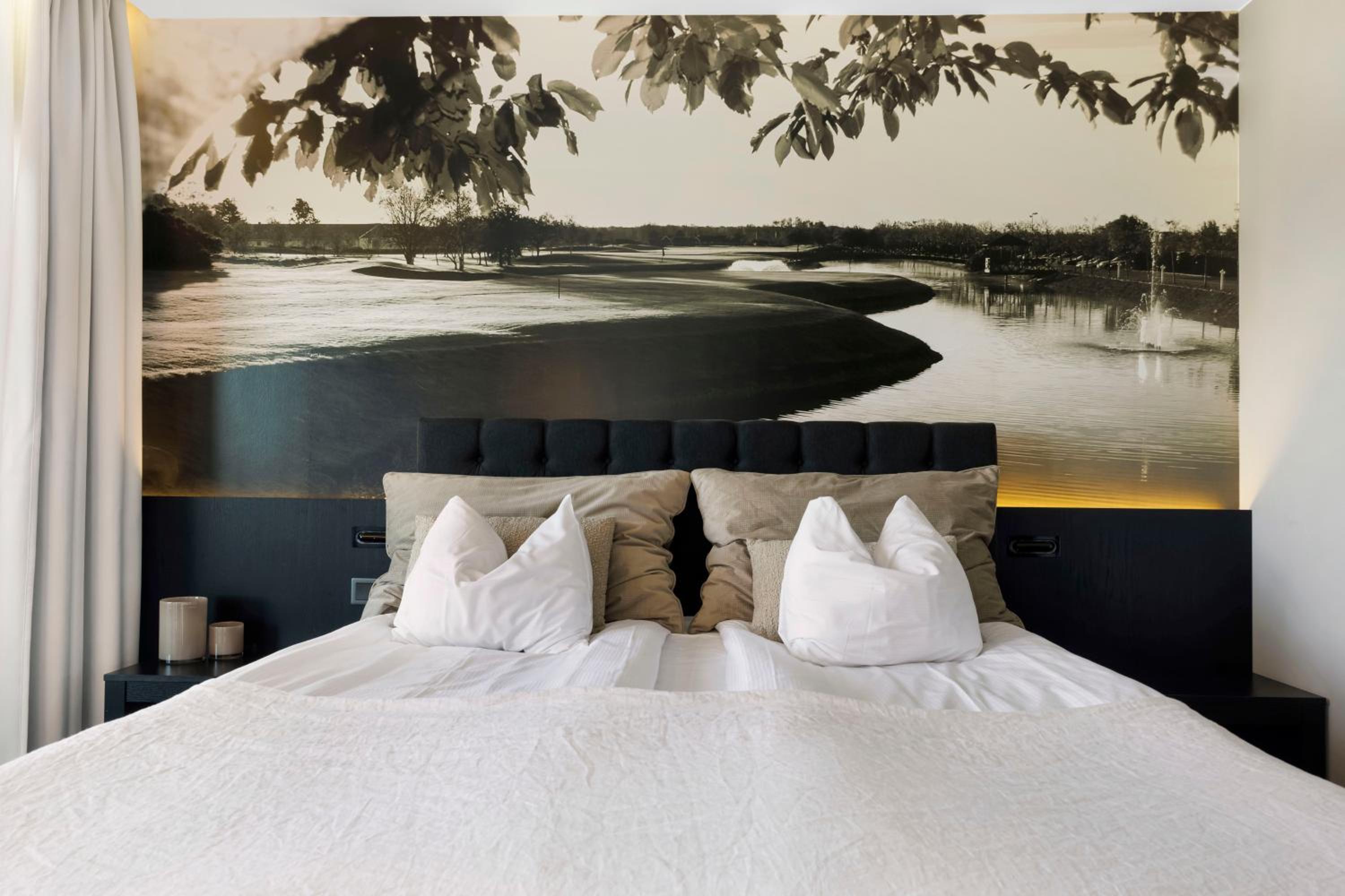 Twin Room with Balcony
