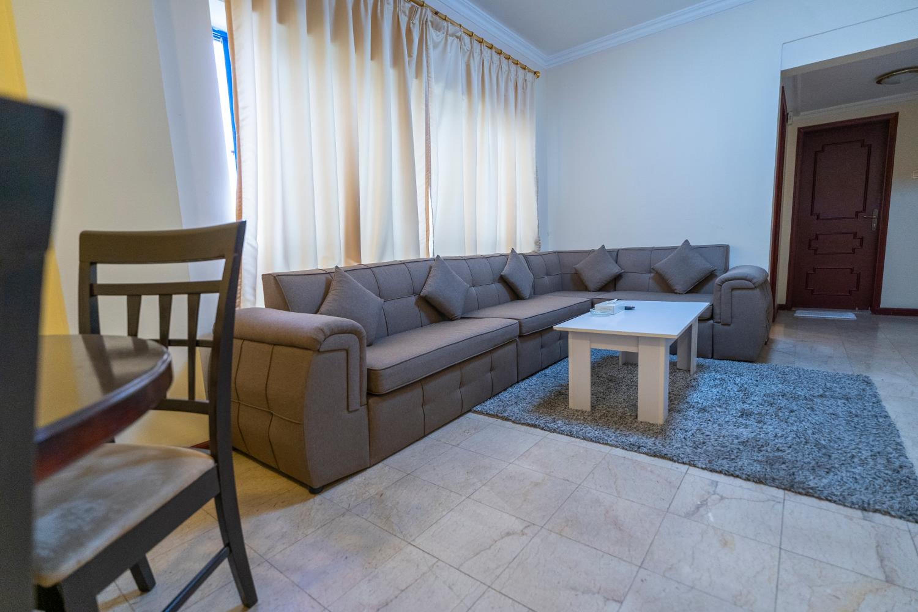 Two-Bedroom Apartment - Photo 31