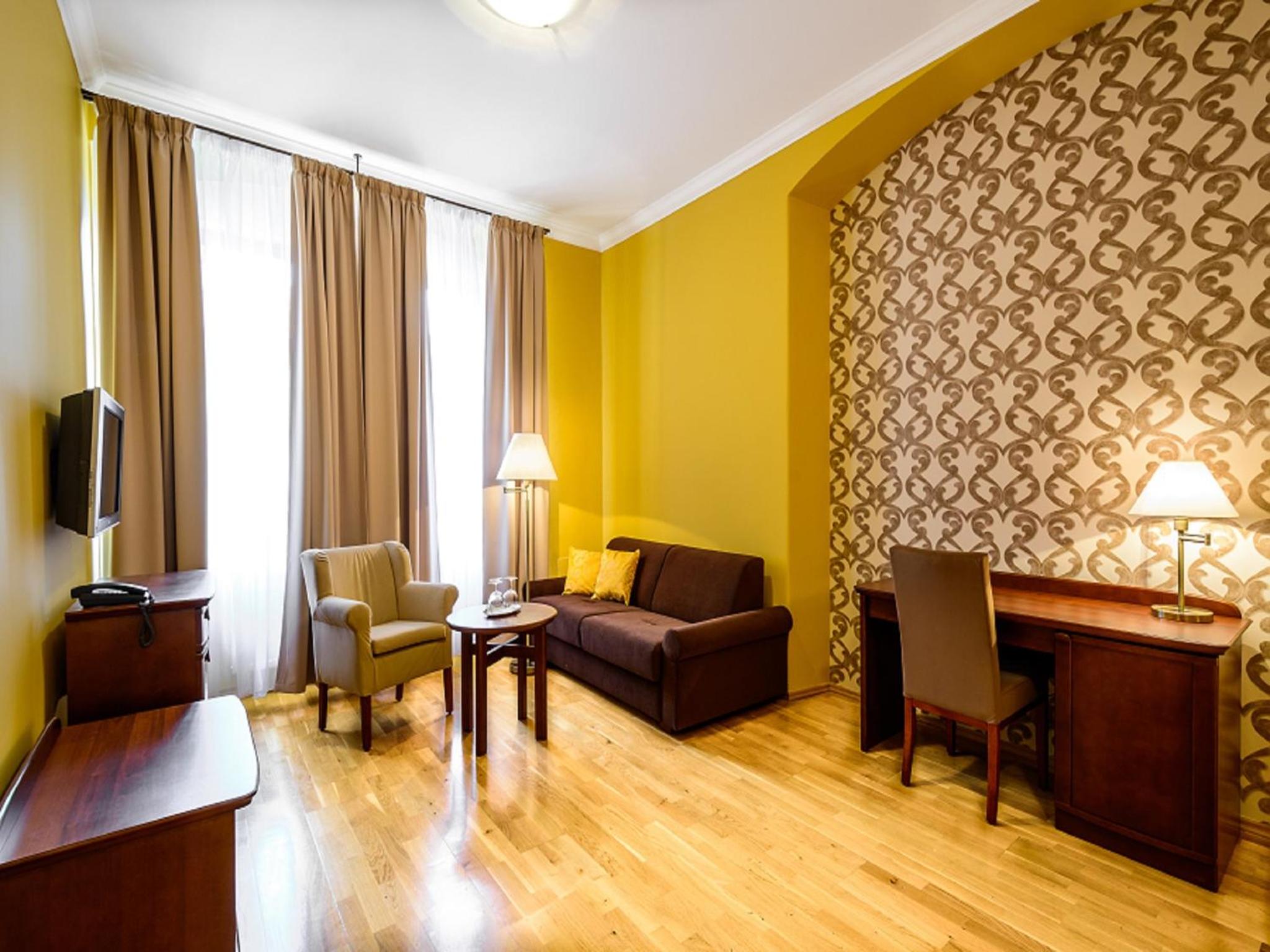 Deluxe Apartment - Photo 1