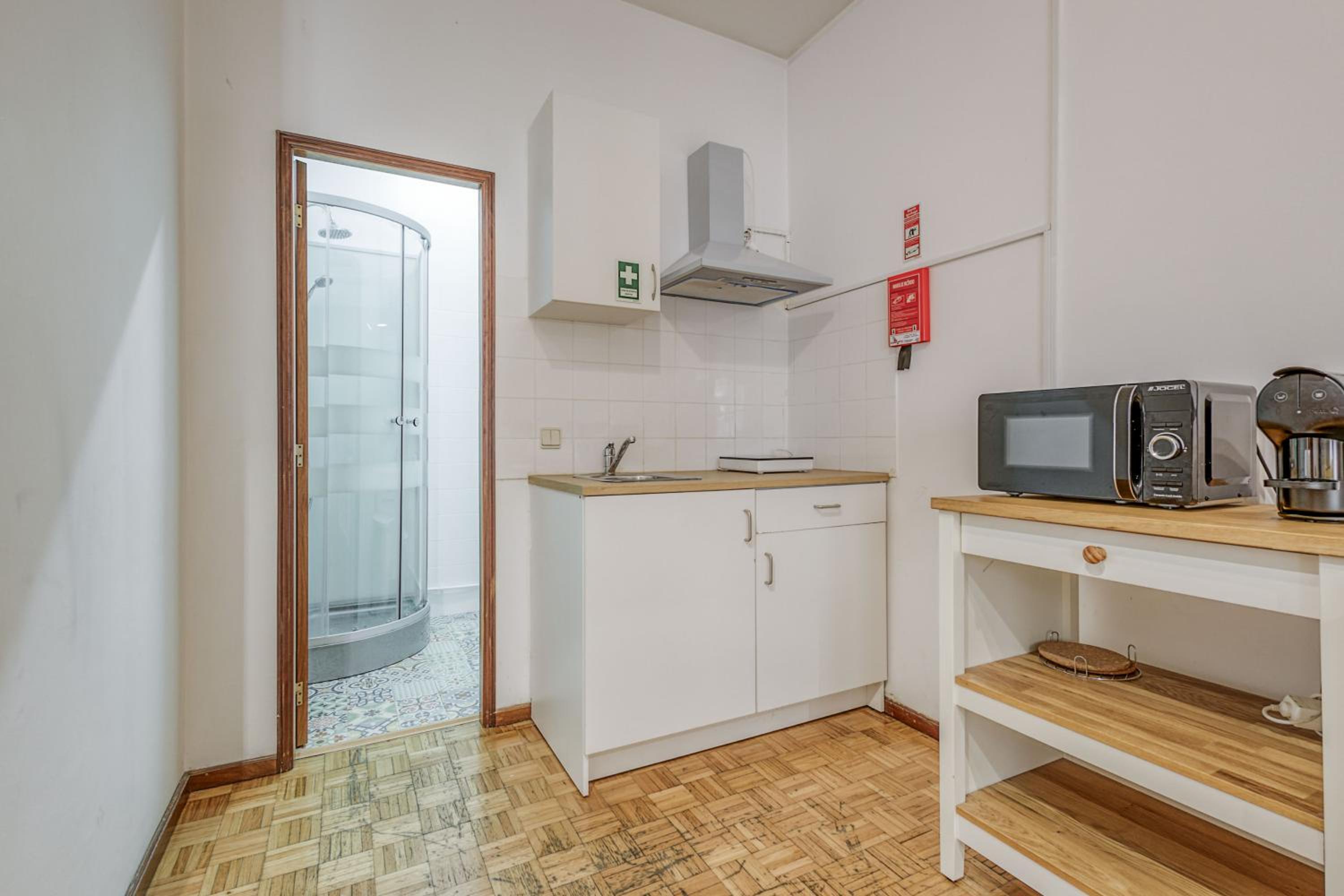 Apartment - Photo 4