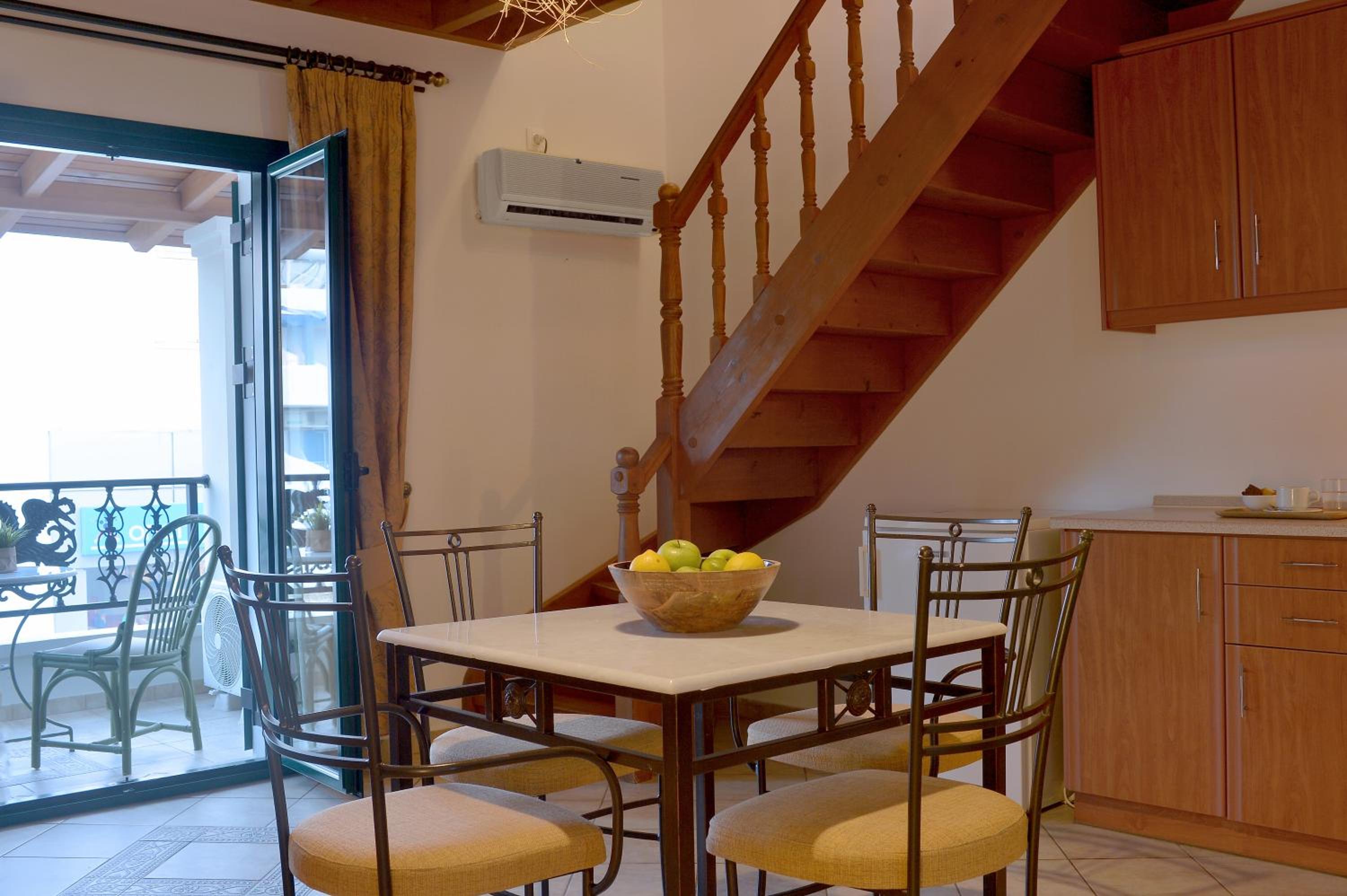 Maisonette - Photo 8