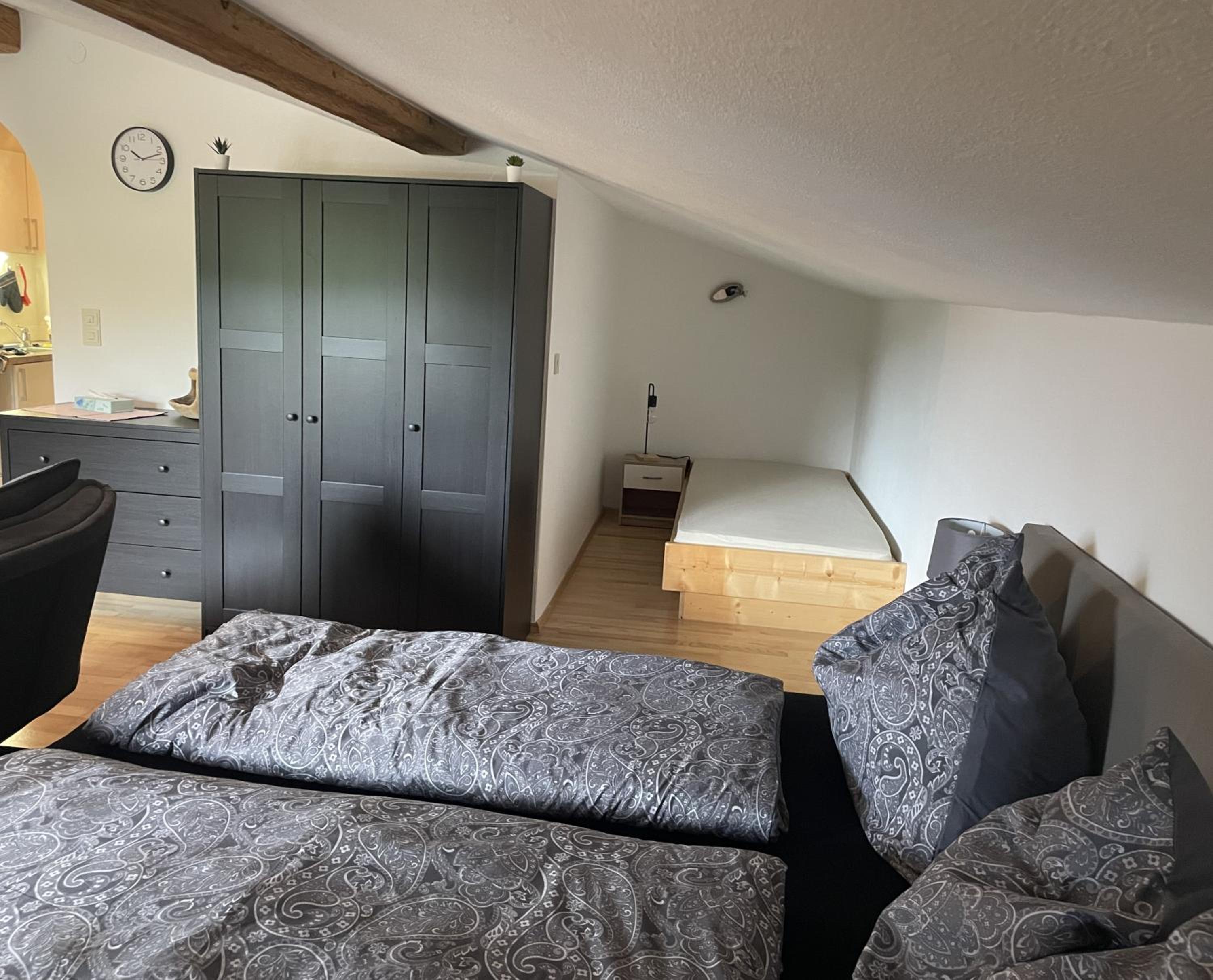 Studio with Balcony and Mountain View photo 1