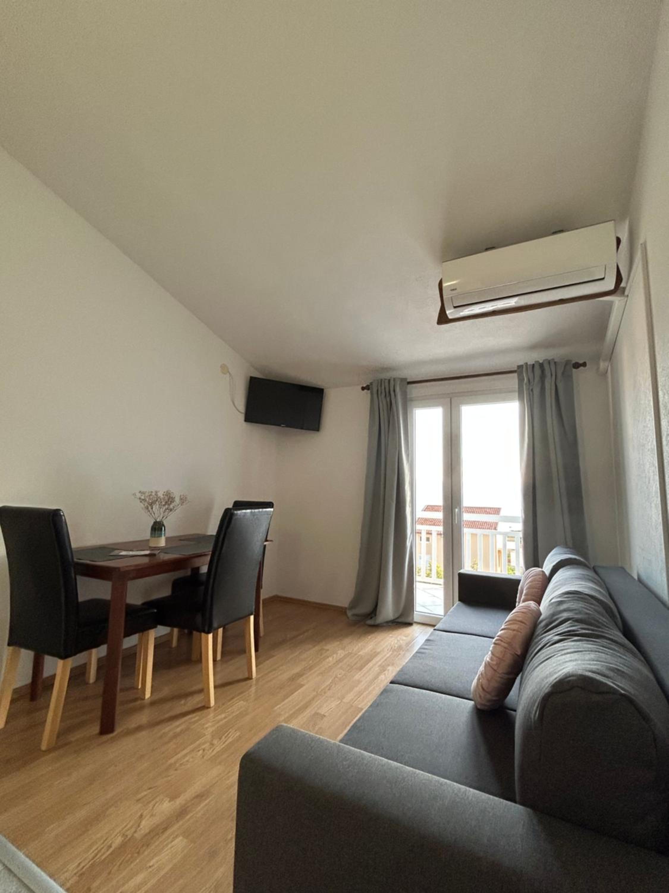 Apartment with Sea View photo 2