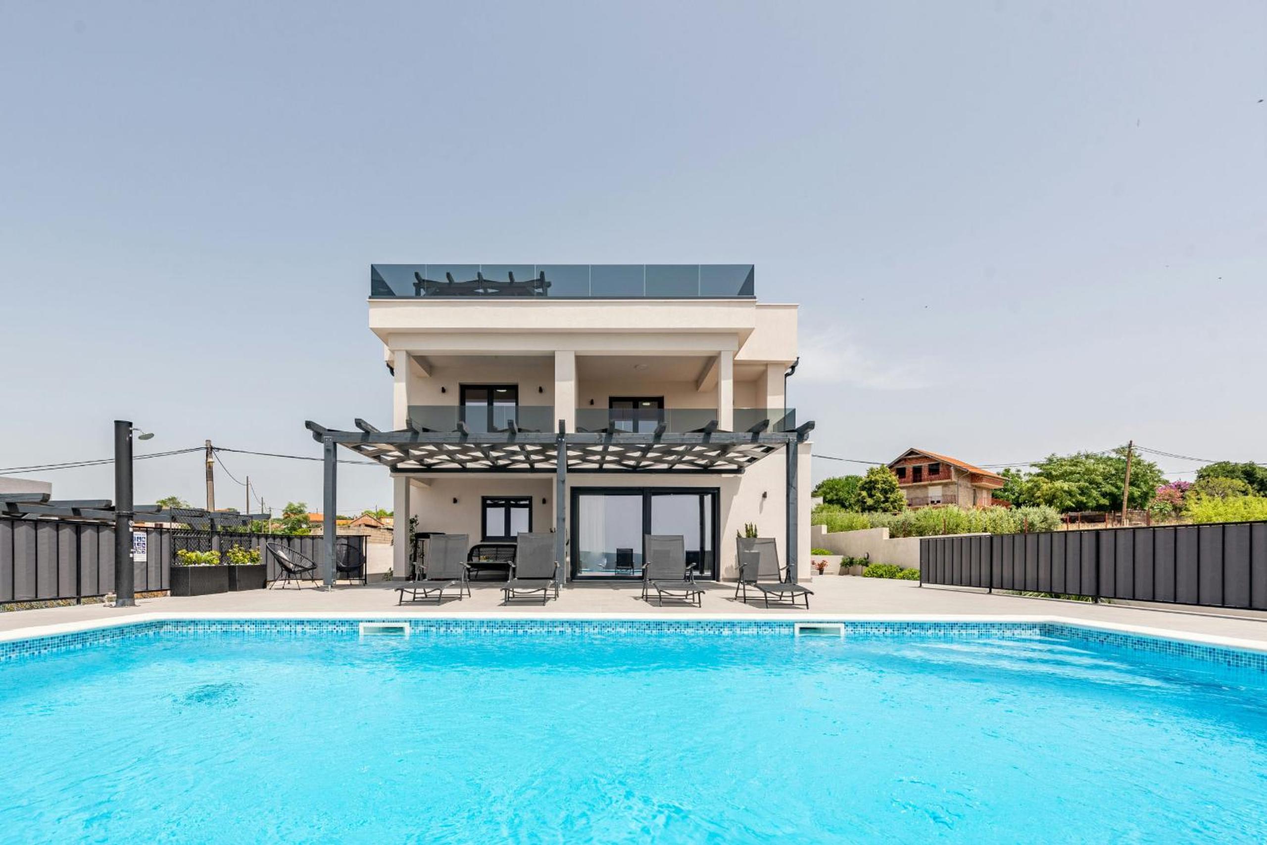 Villa with Private Pool photo 2
