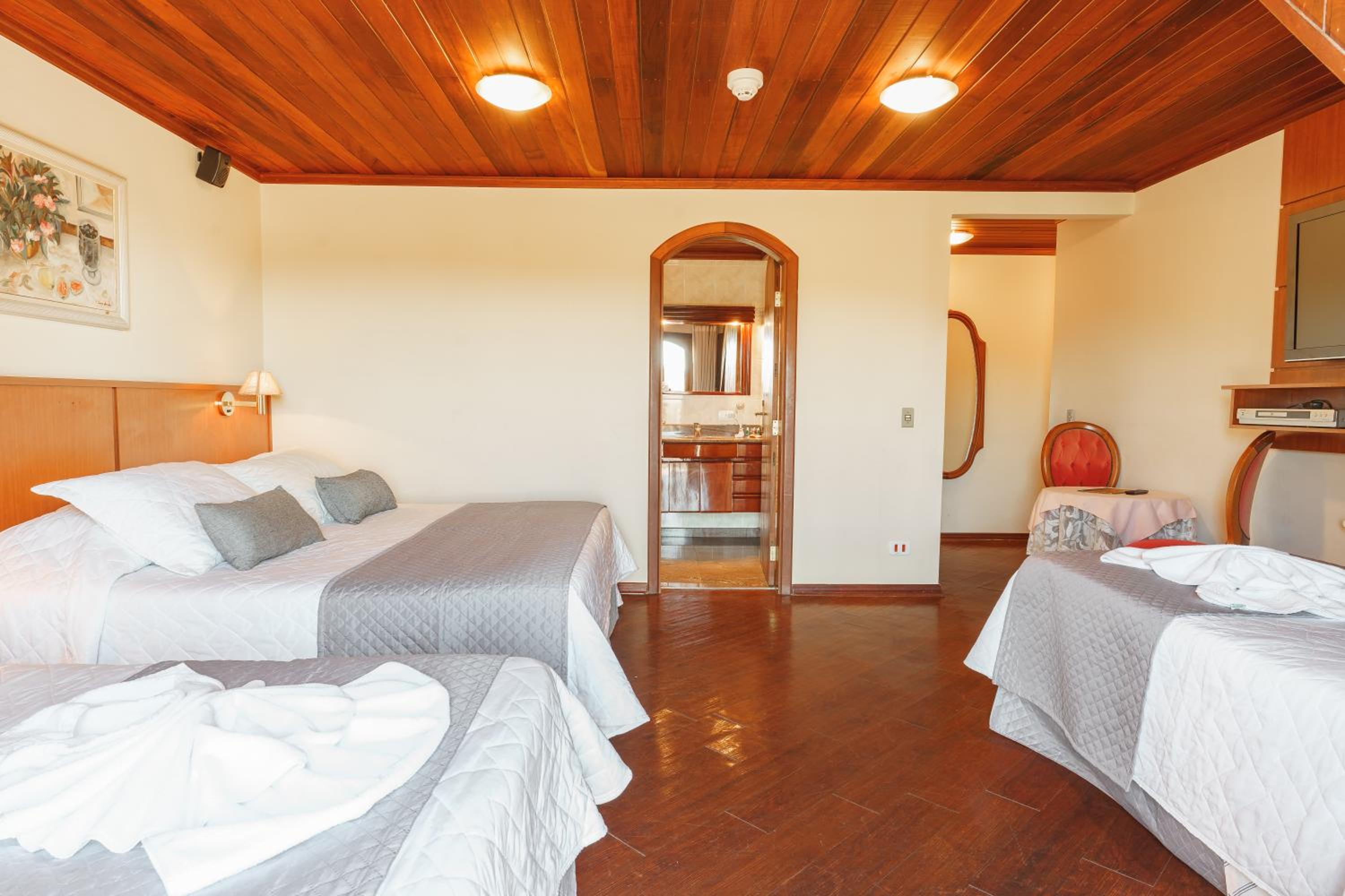 Standard Quadruple Room photo 3