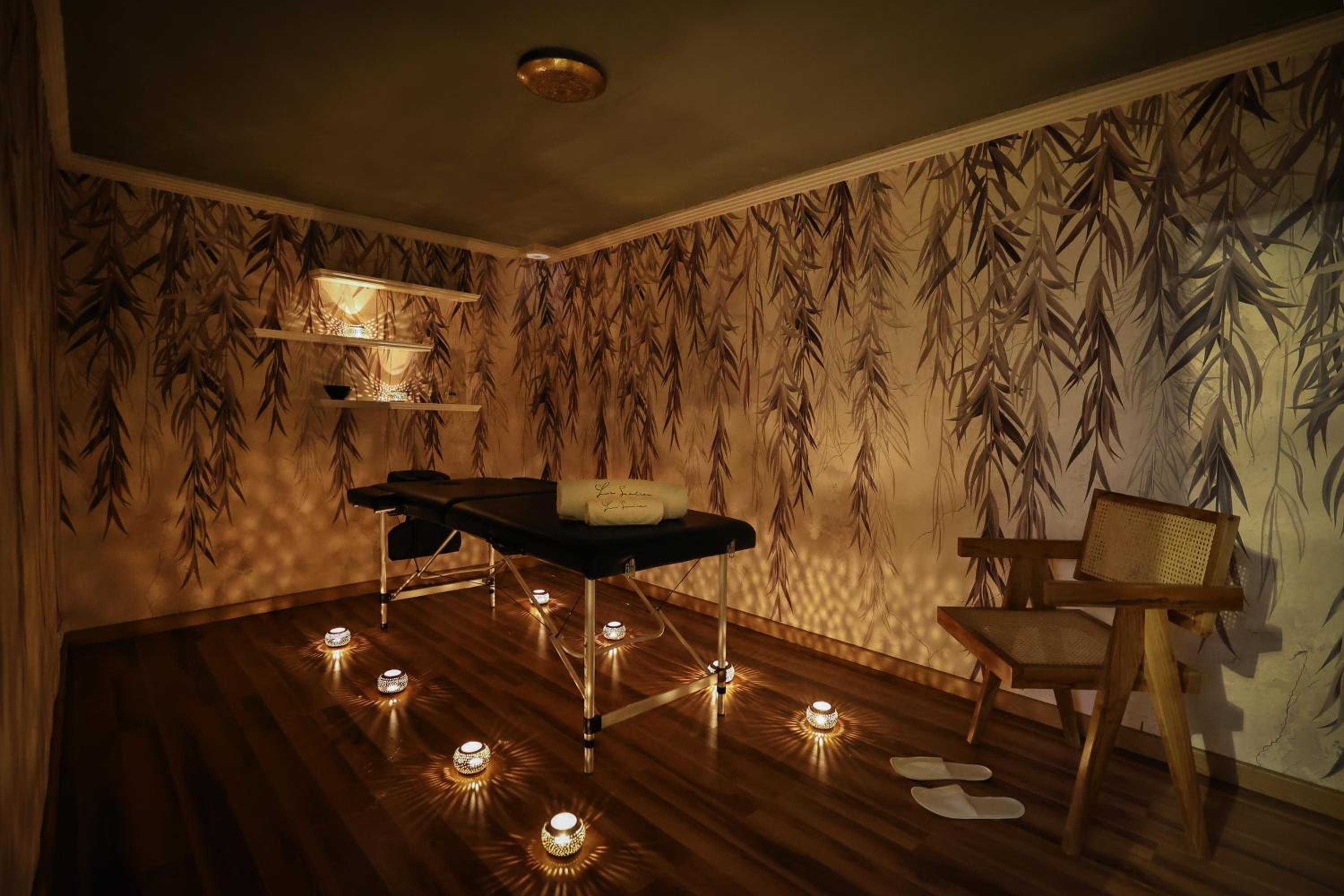 Deluxe Queen Room - Photo 4