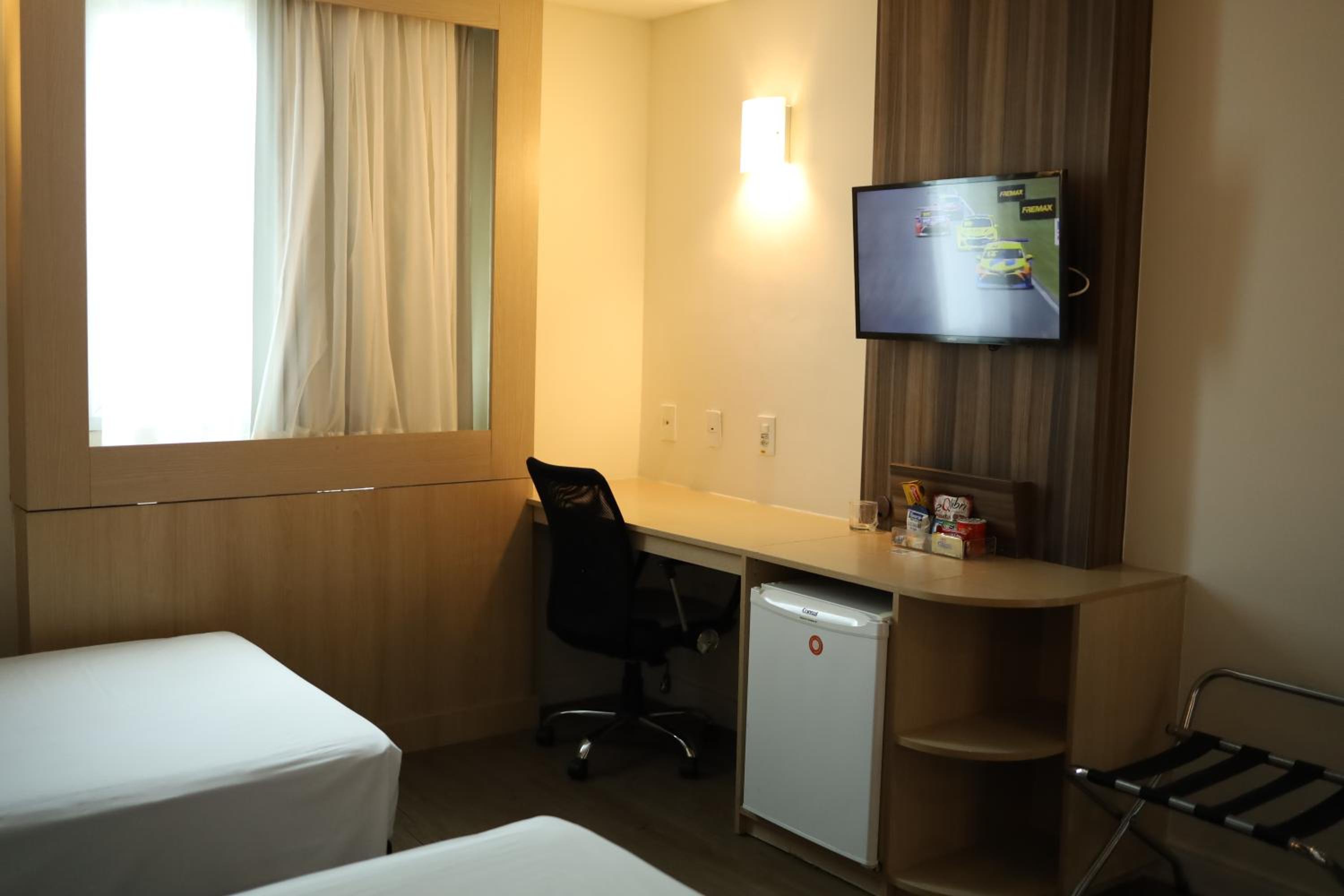 Superior Twin Room - Photo 2