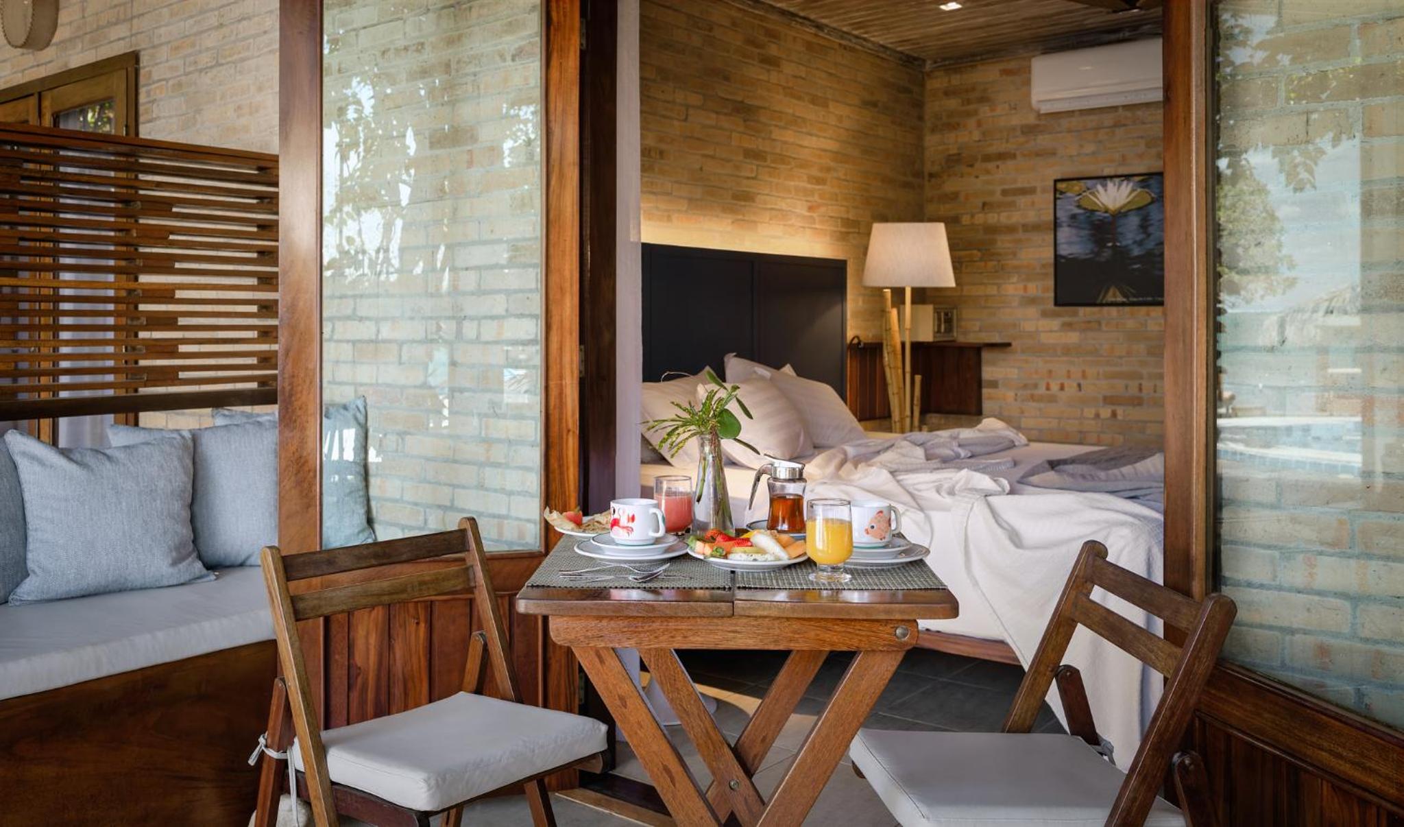 Deluxe Room with Sea View photo 1