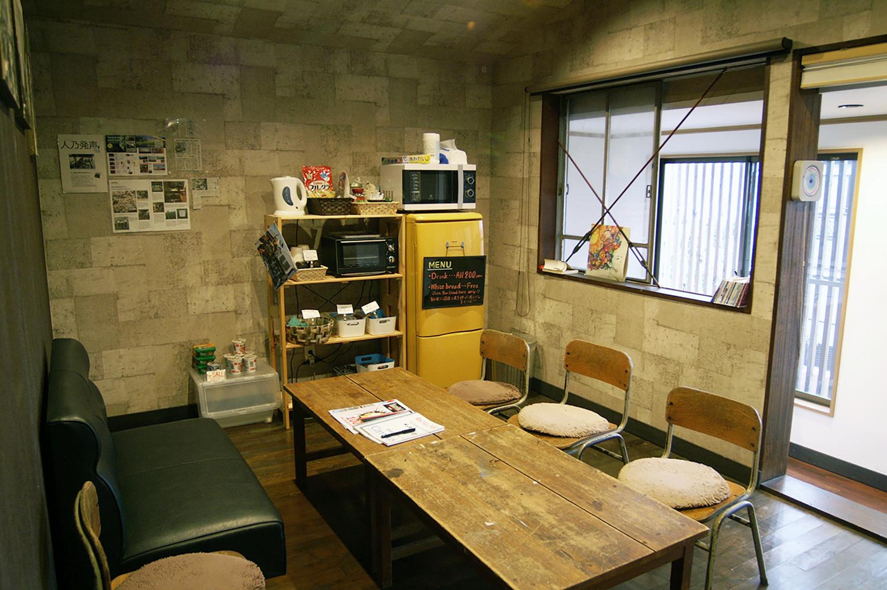 Bunk Bed In Mixed Dormitory Room photo 1