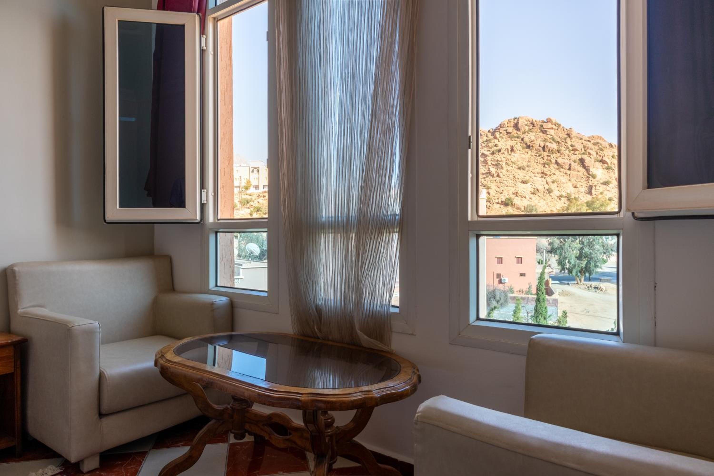 Double Room - Photo 6
