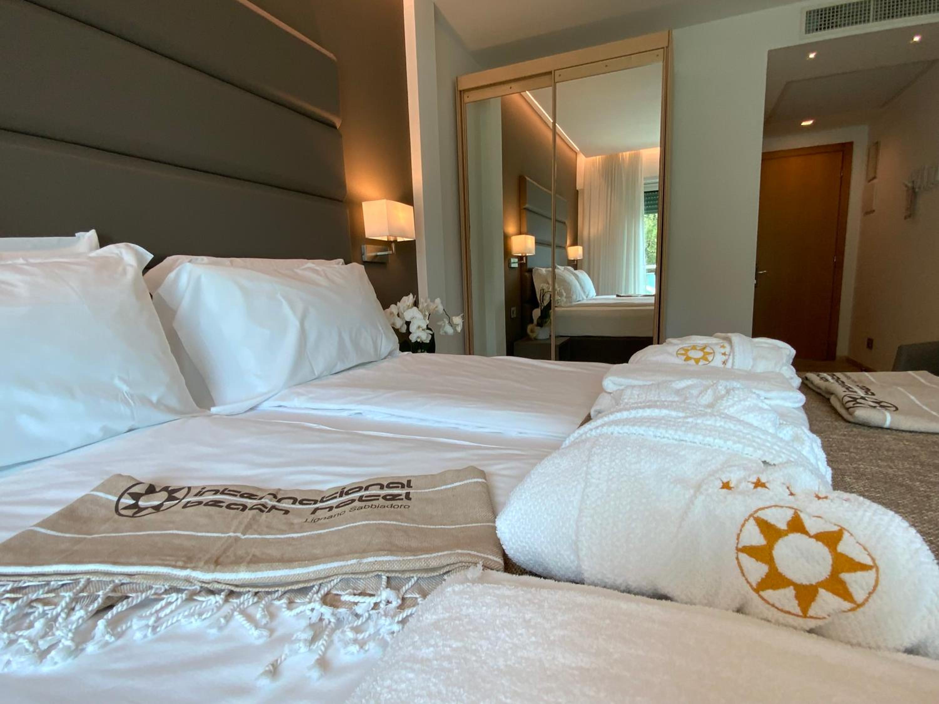 Double or Twin Room with Spa Access photo 1