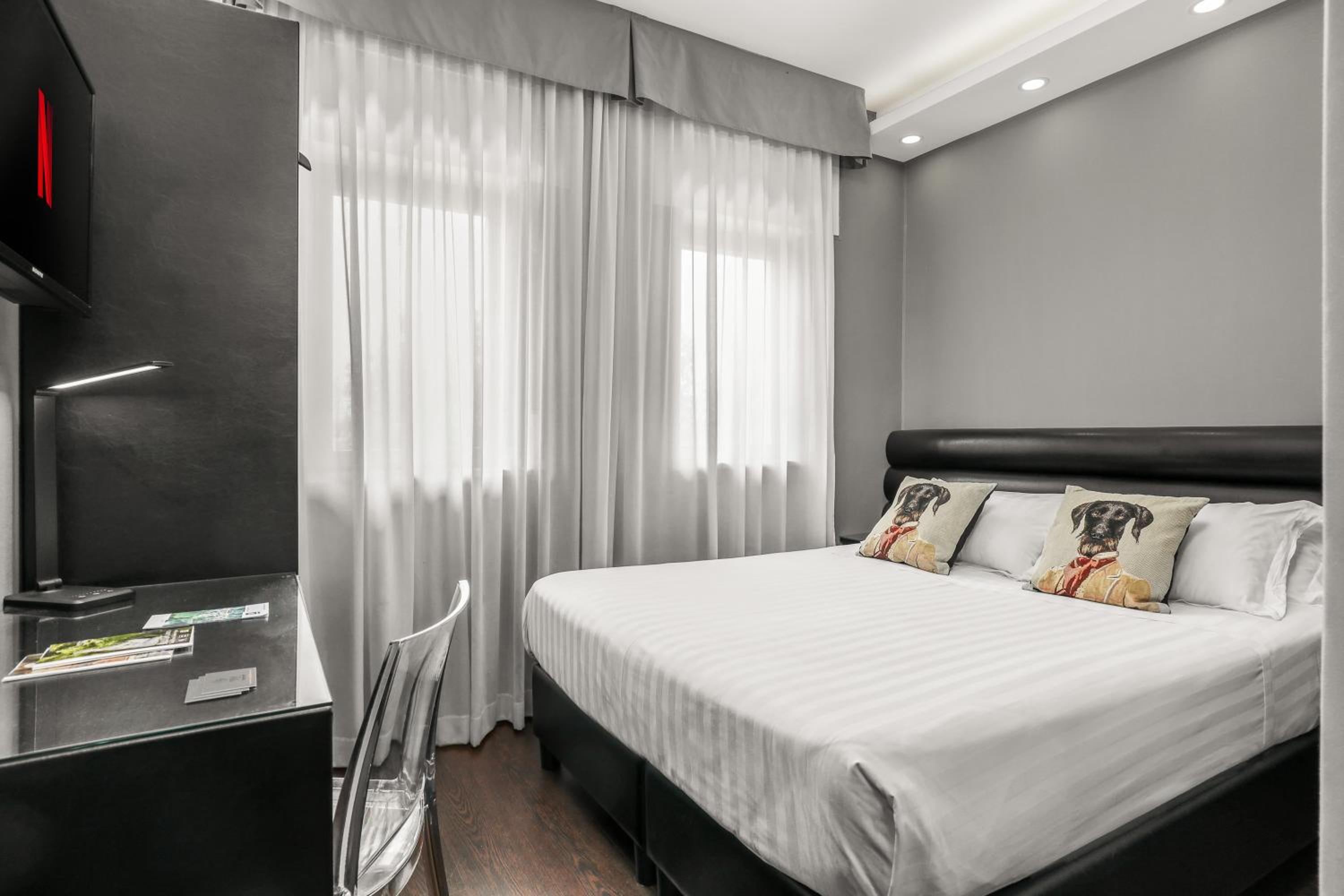 Small Double Room photo 3